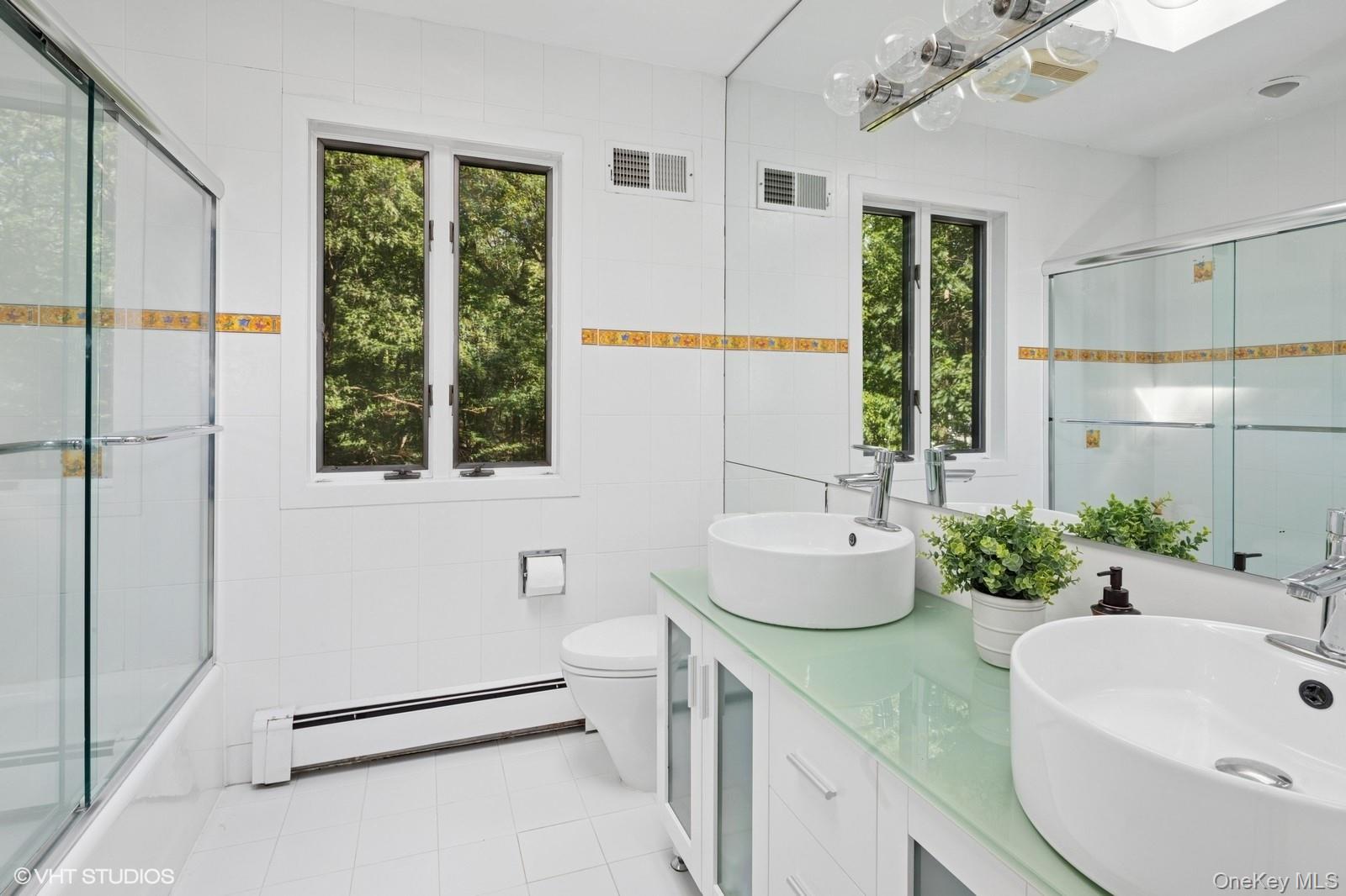 4 Hemlock Hollow Place, Armonk, NY 10504