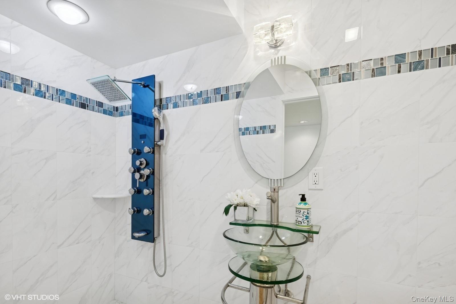 4 Hemlock Hollow Place, Armonk, NY 10504