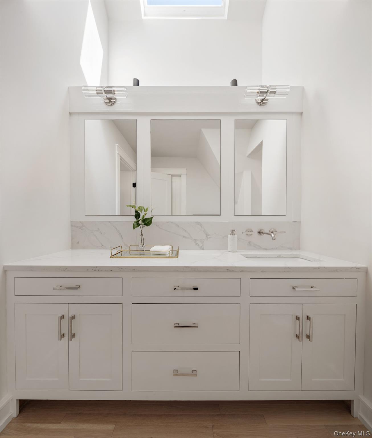 344 Millstone Brook Road, Southampton, NY 11968