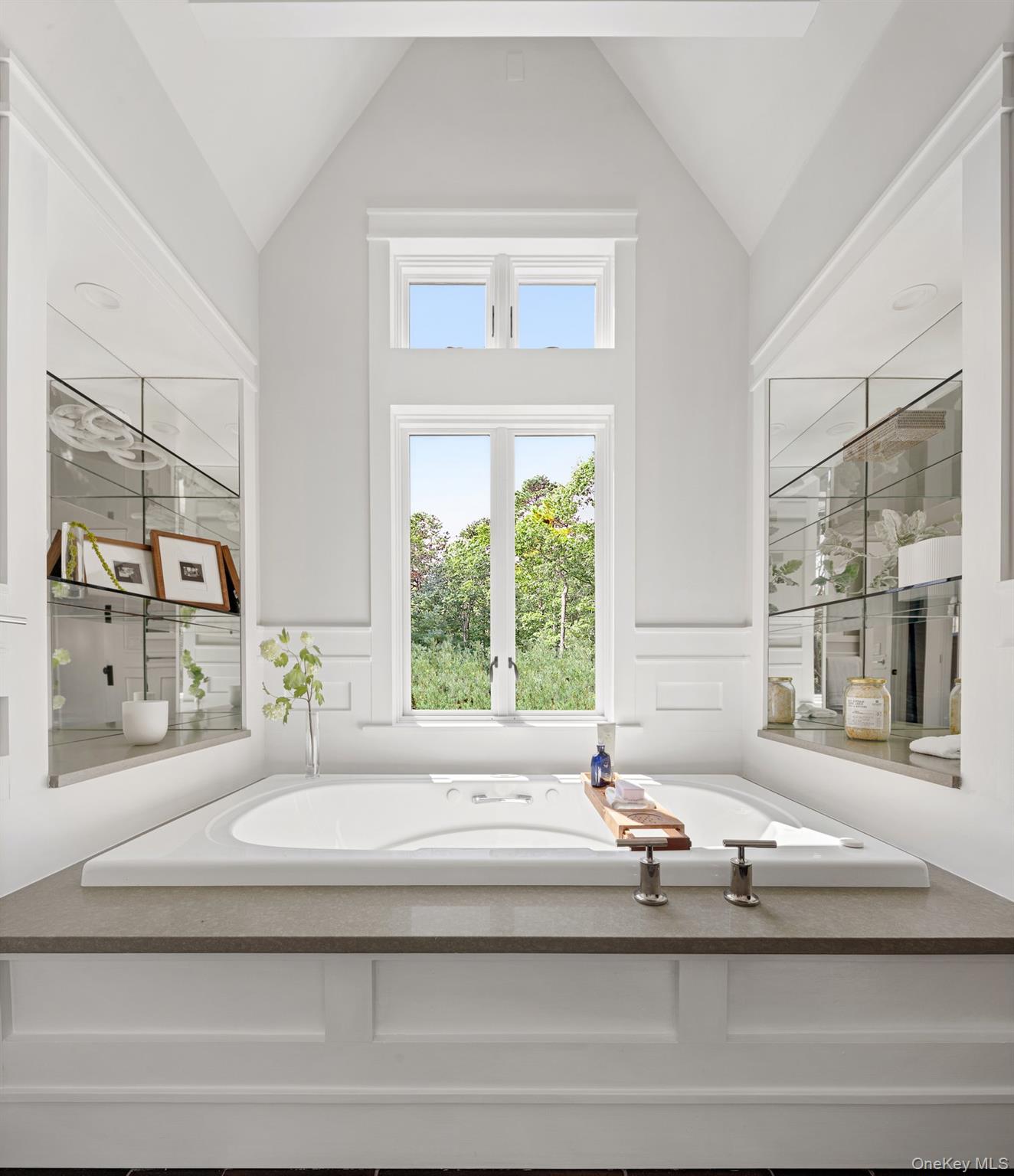 344 Millstone Brook Road, Southampton, NY 11968