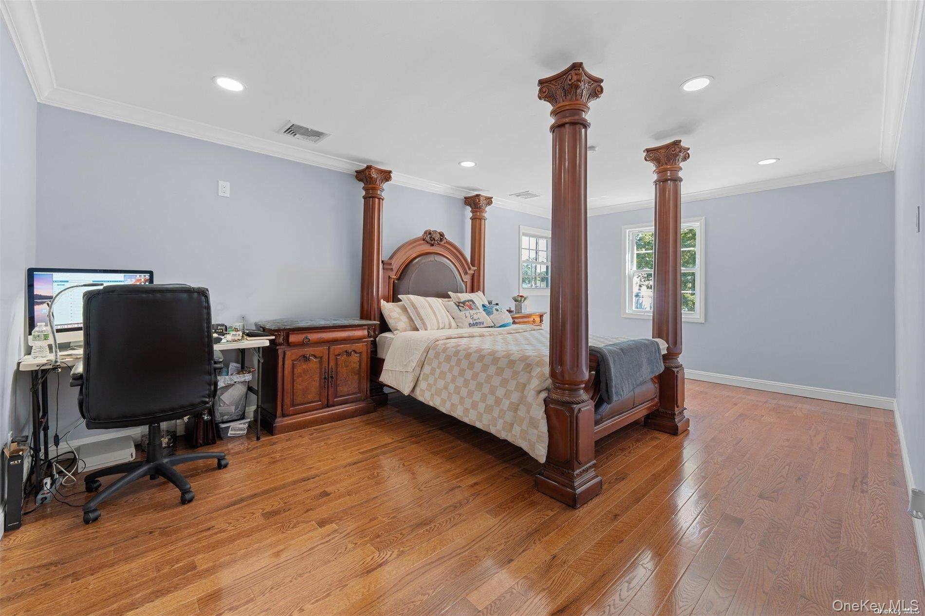 82 Woodview Lane, Centereach, NY 11720