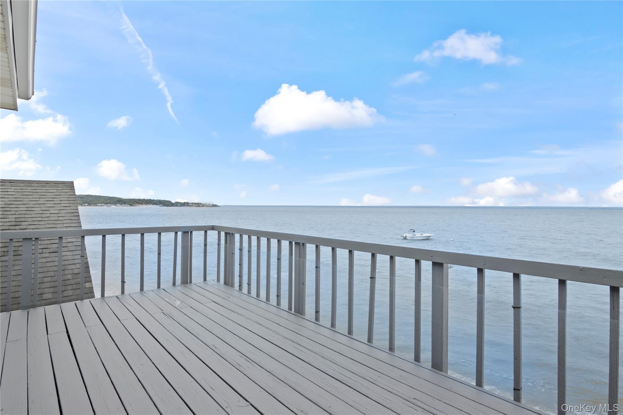 19 Pine Lane, Bayville, NY 11709