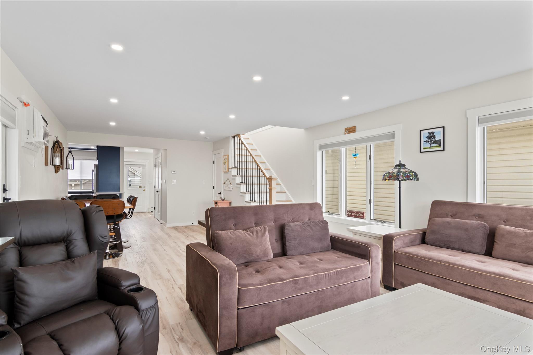 19 Pine Lane, Bayville, NY 11709