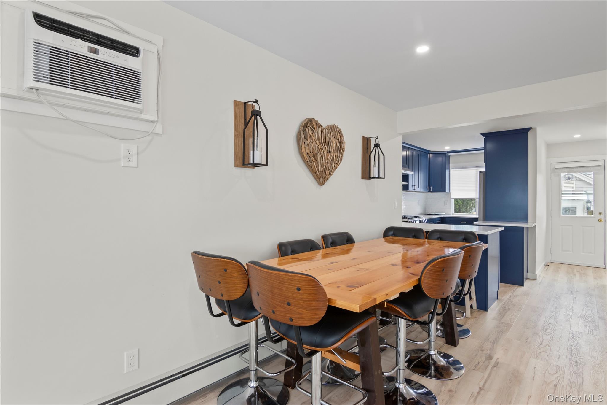 19 Pine Lane, Bayville, NY 11709