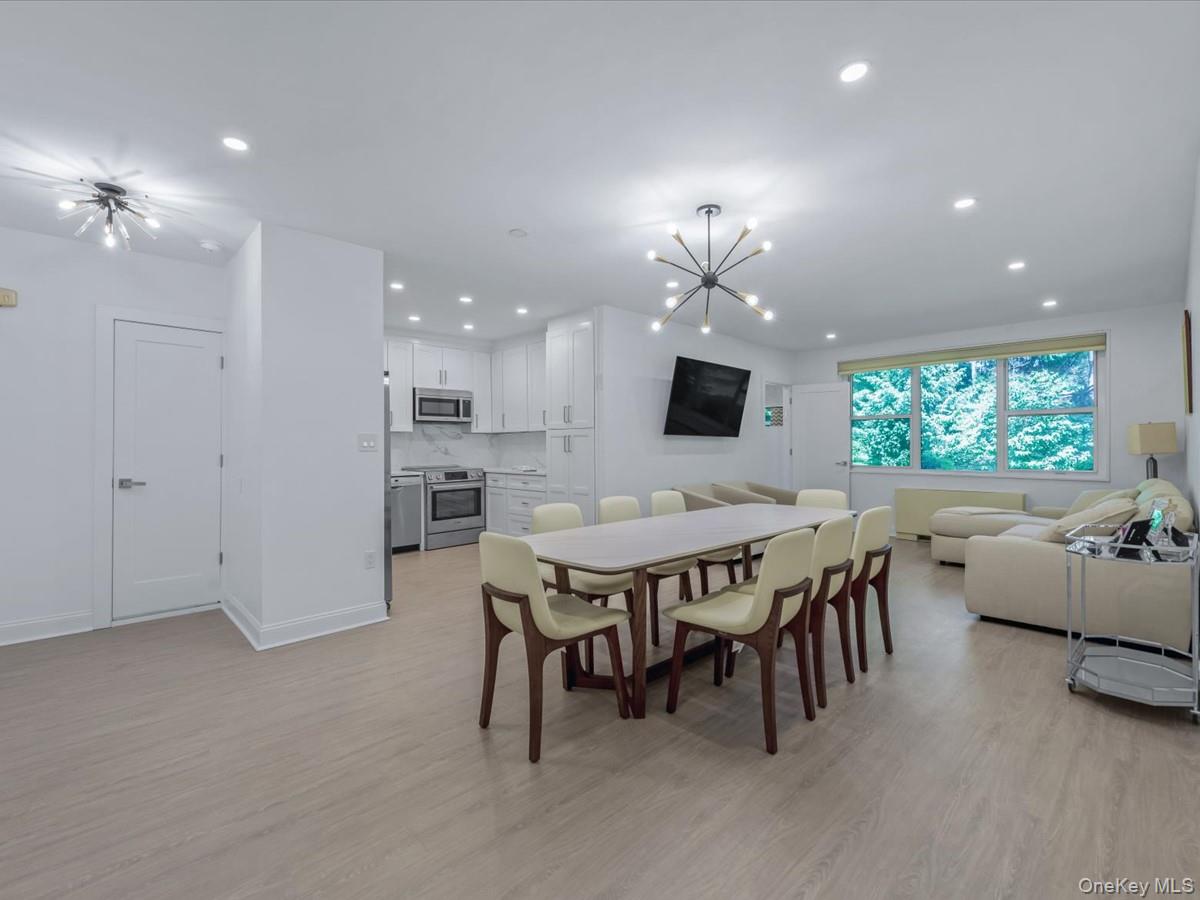 1 Kensington # 107, Great Neck, NY 11021