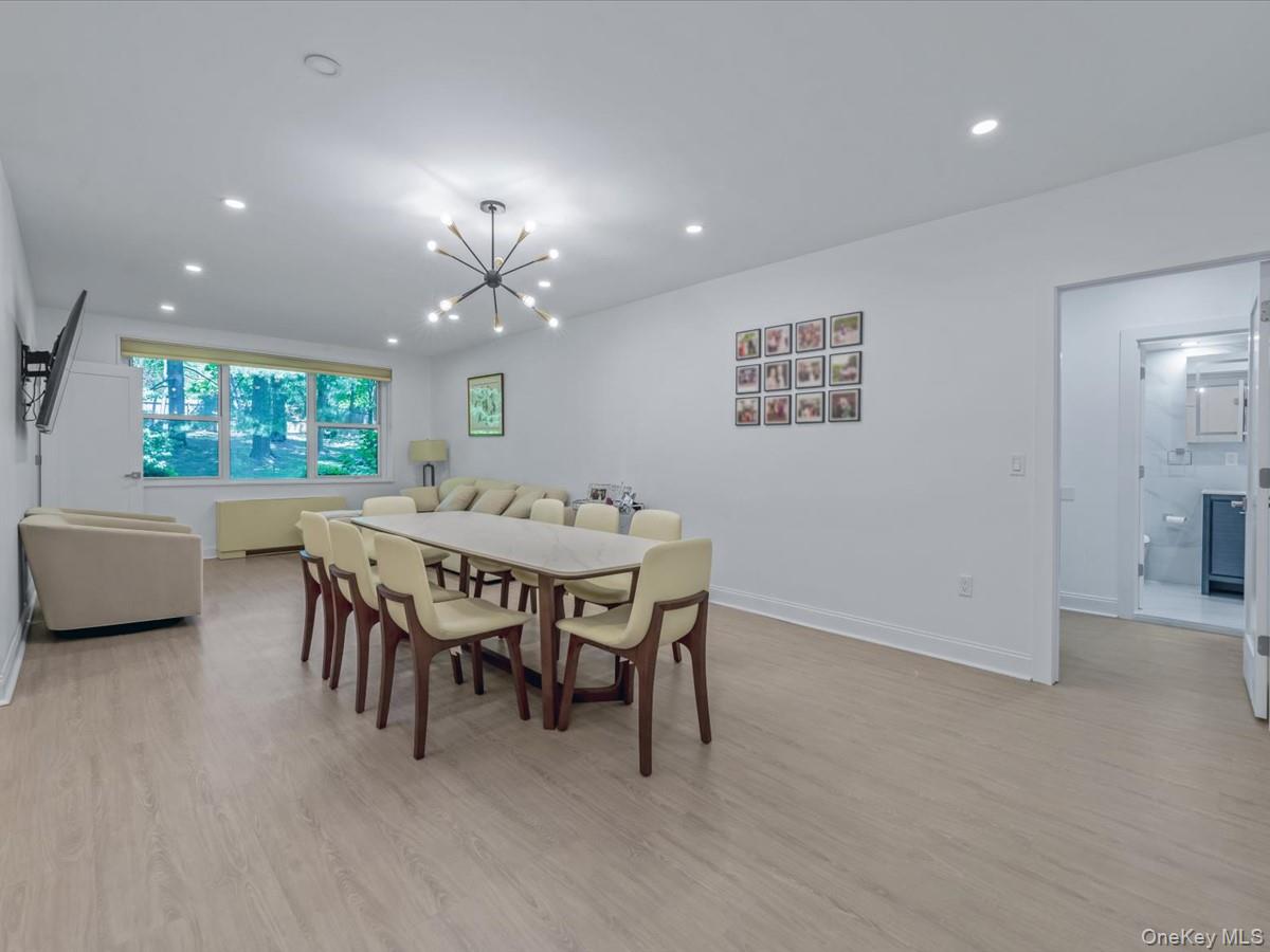 1 Kensington # 107, Great Neck, NY 11021