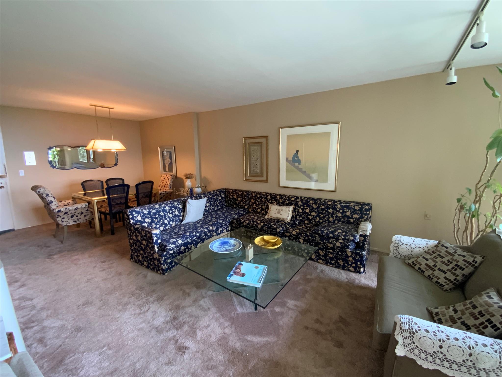 27110 Grand Central Parkway # 5A, Floral Park, NY 11005