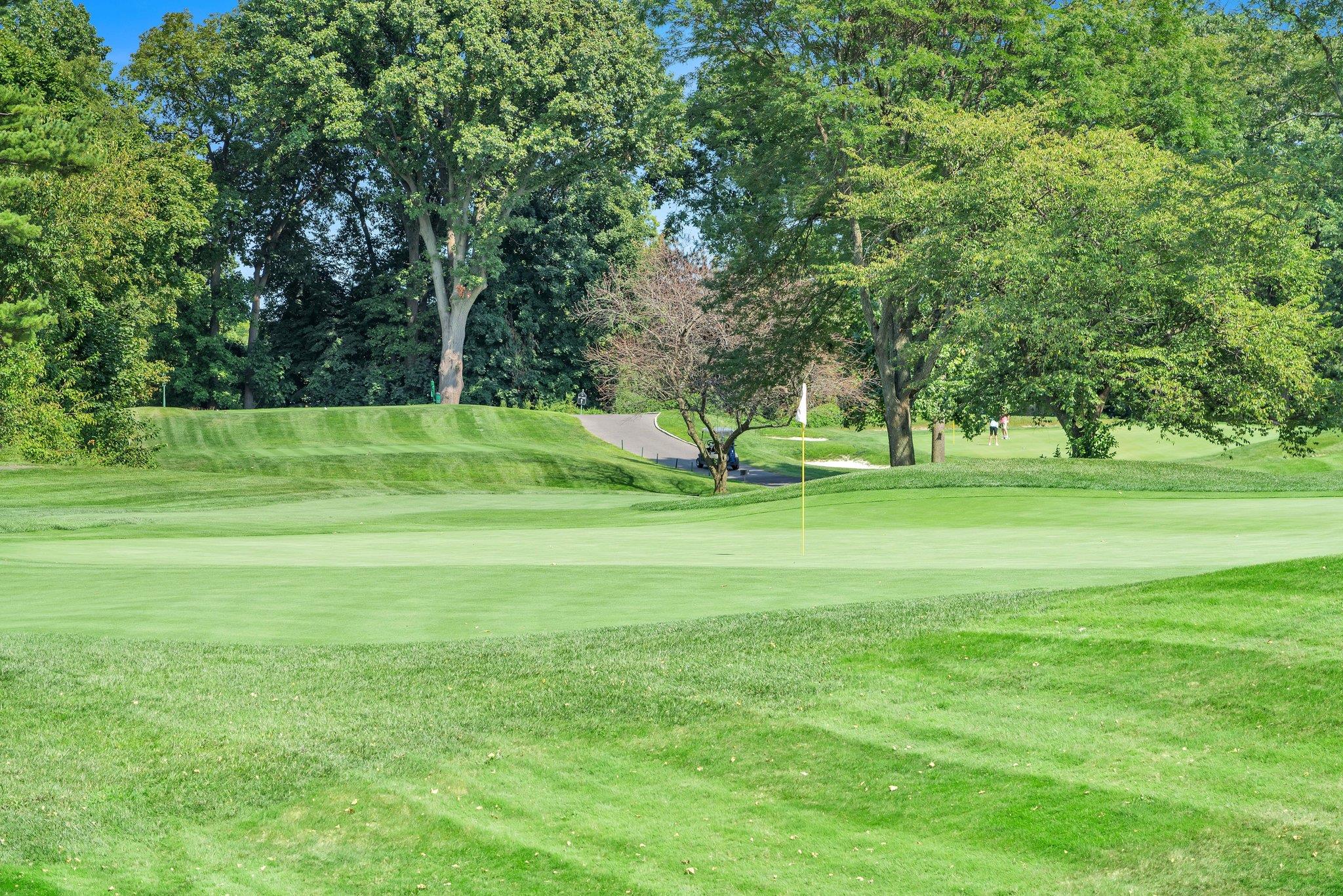 27110 Grand Central Parkway # 5A, Floral Park, NY 11005