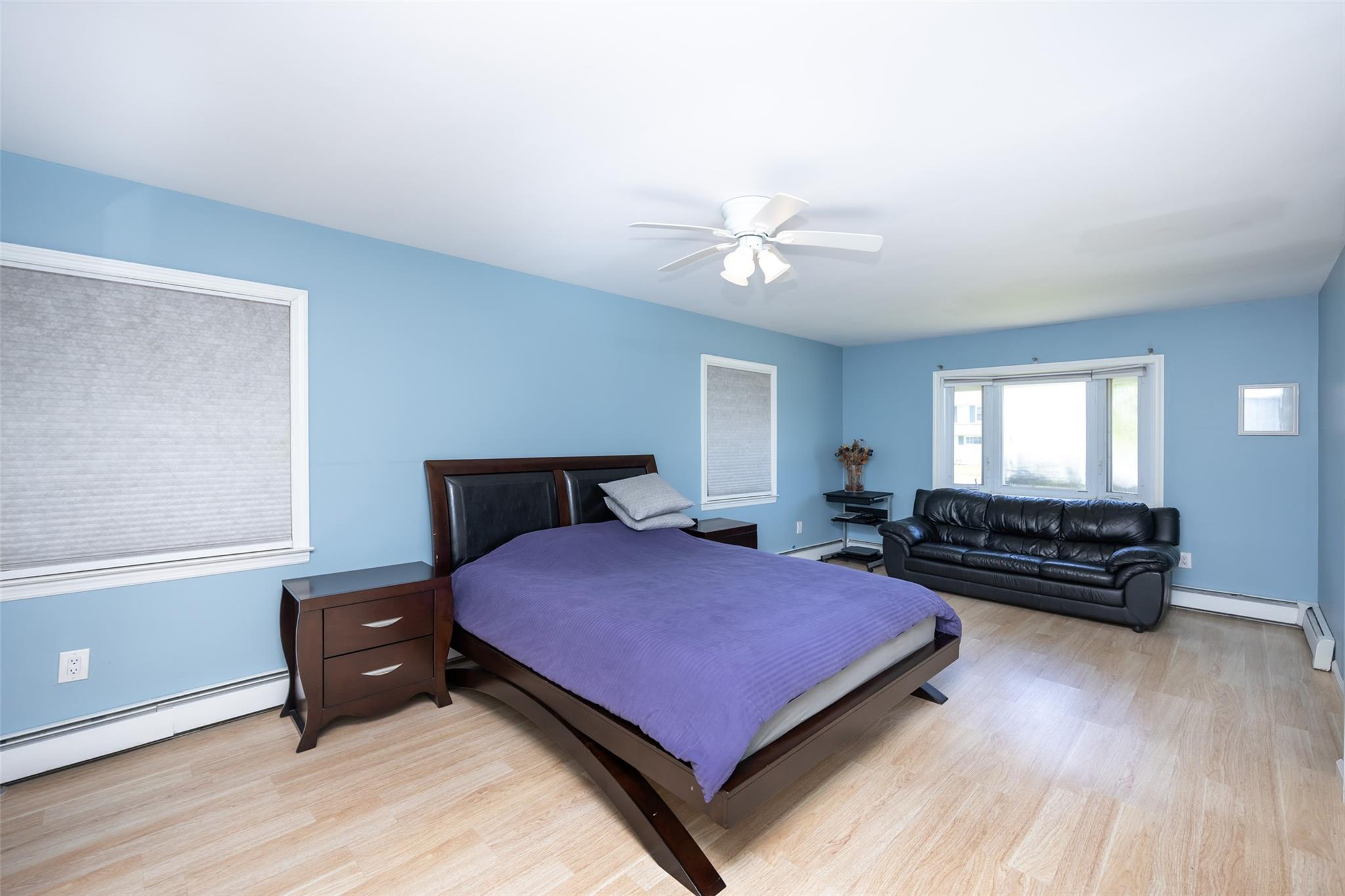 4 Wagon Lane, Levittown, NY 11756