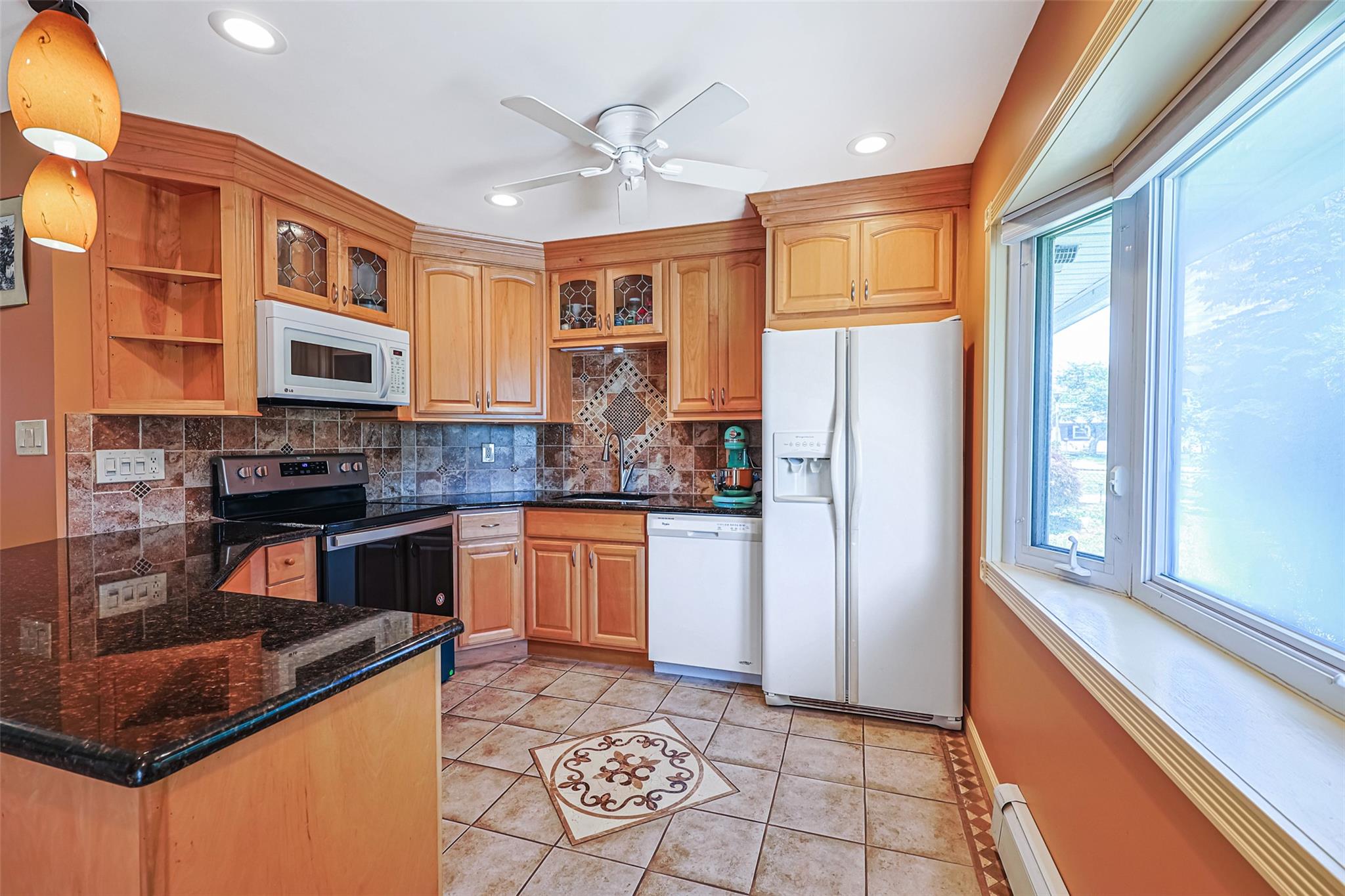 4 Wagon Lane, Levittown, NY 11756