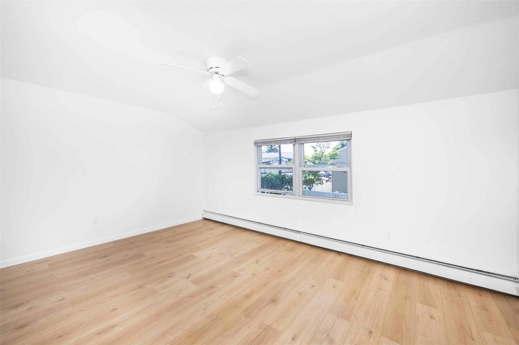 4 Wagon Lane, Levittown, NY 11756