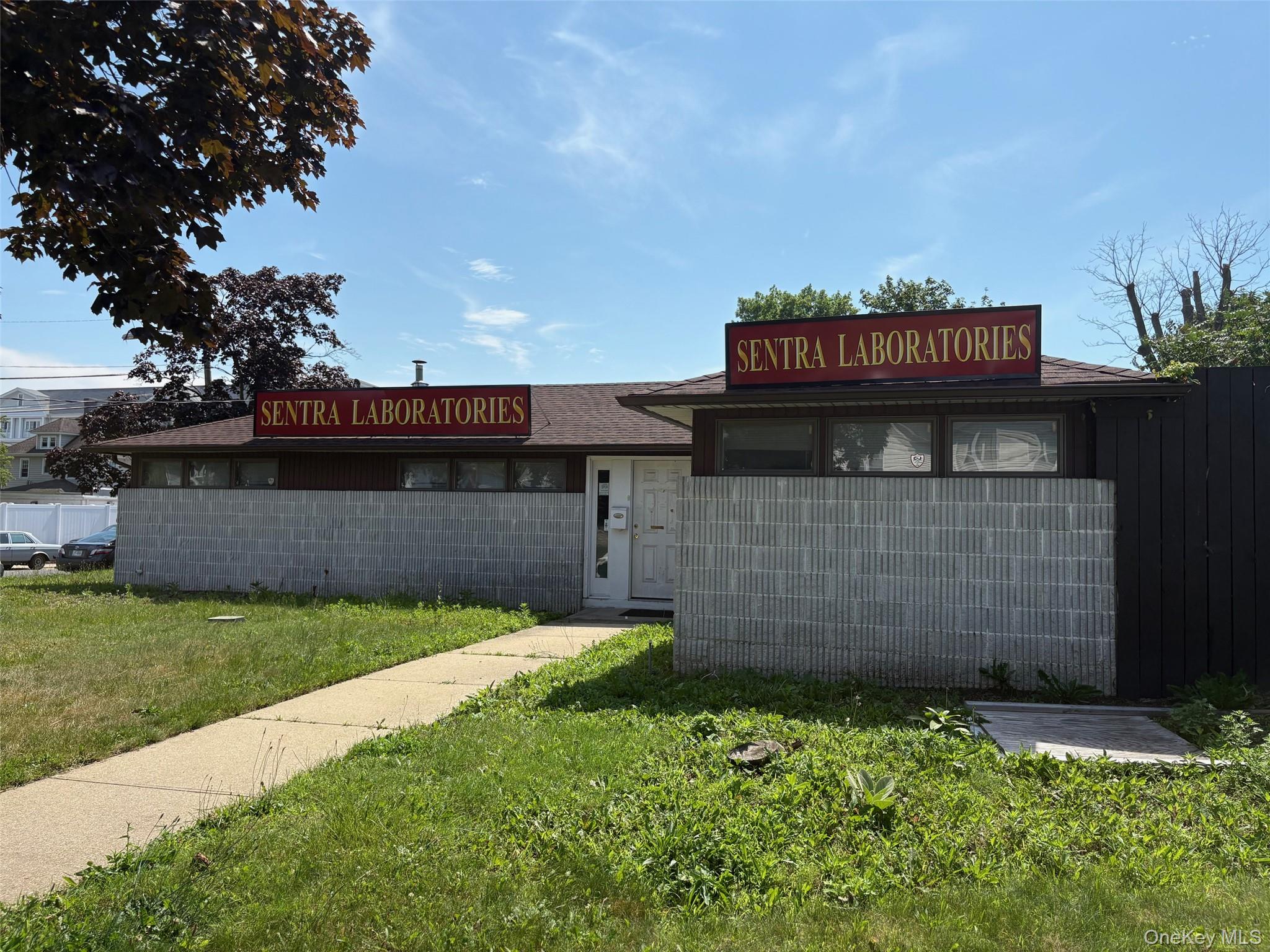 40 Bay Shore Avenue, Bay Shore, NY 11706