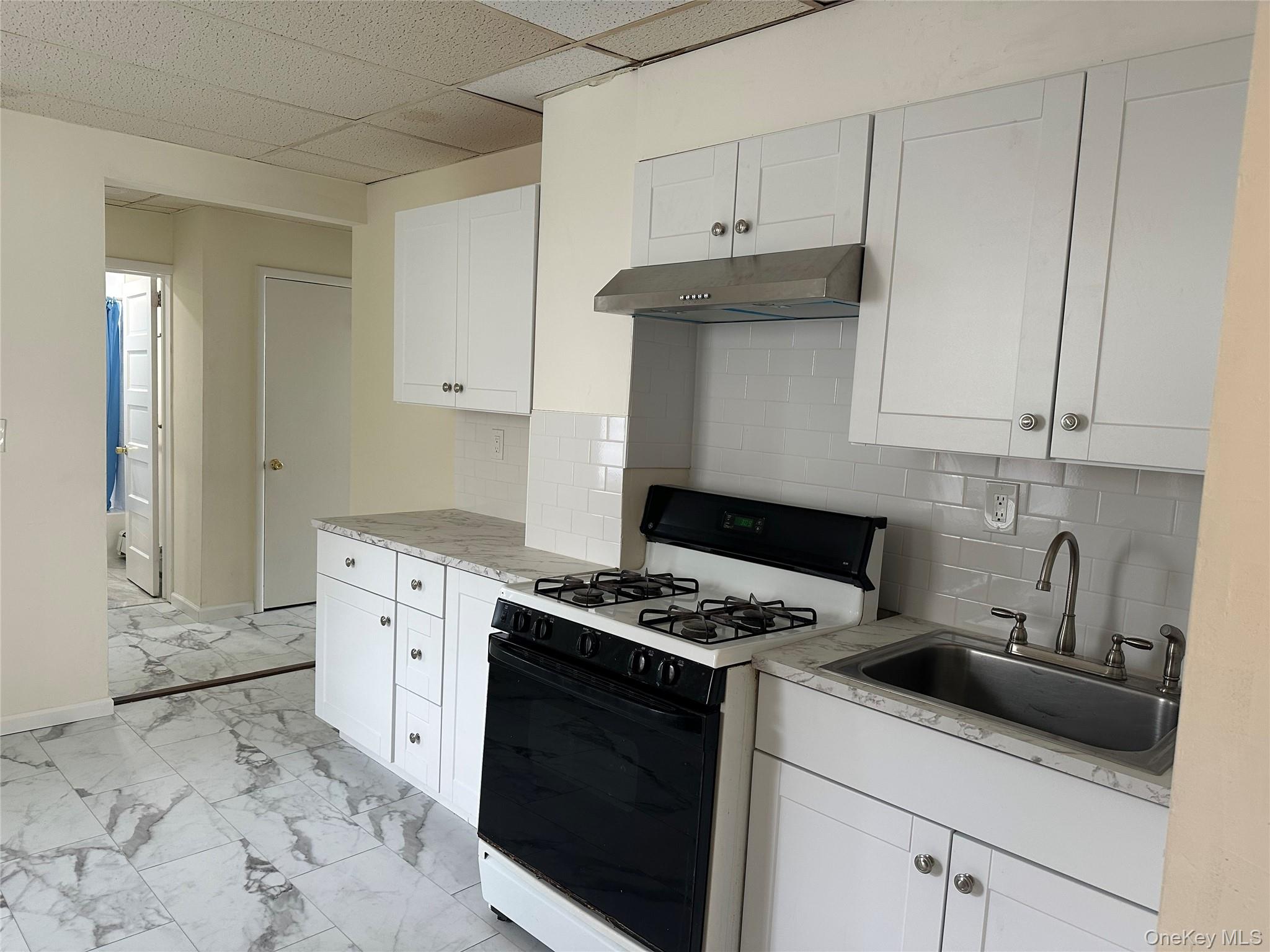 61 Nassau Avenue # 1st Fl, Glen Cove, NY 11542