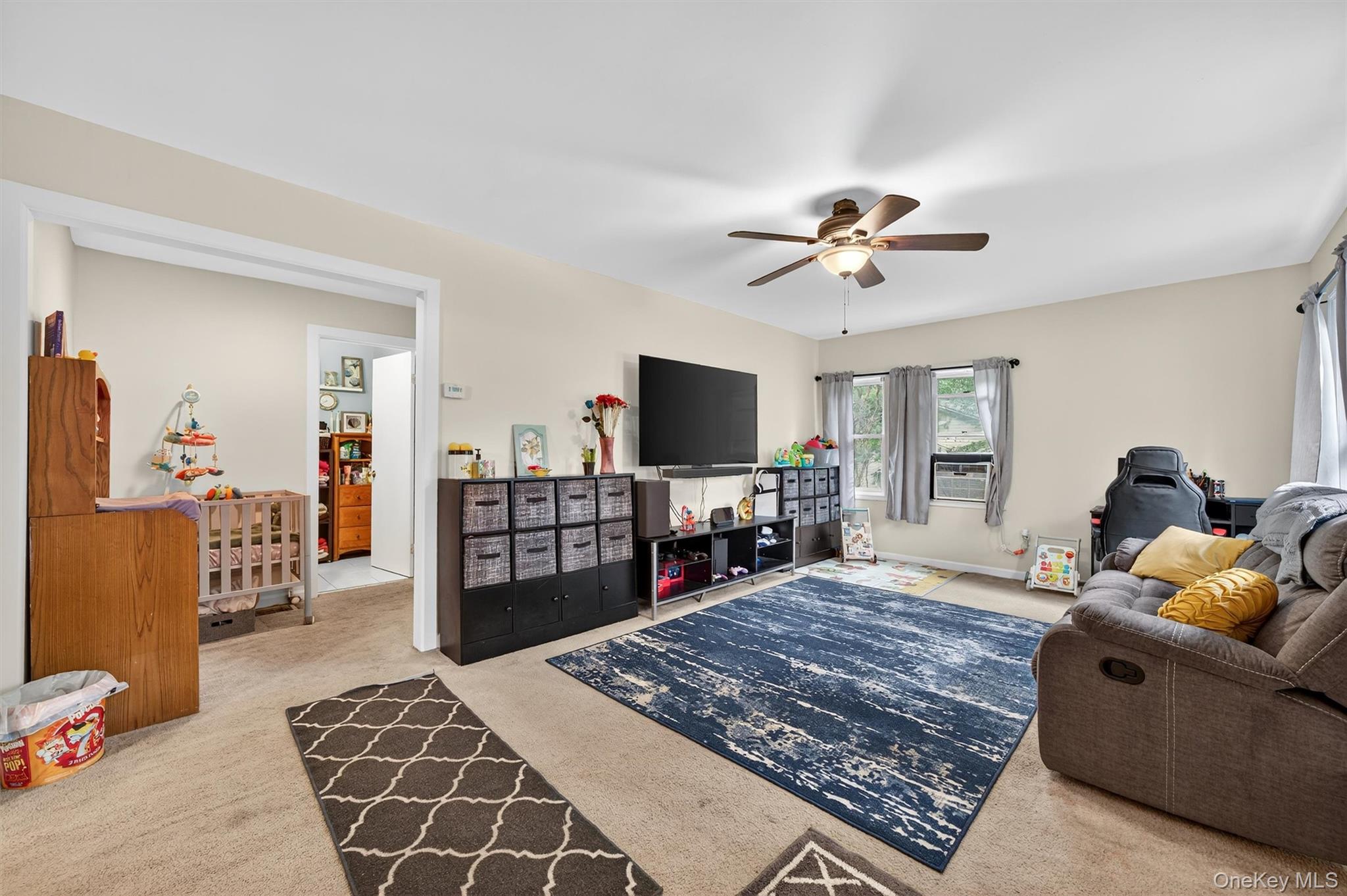 8 First Street, Godeffroy, NY 12729