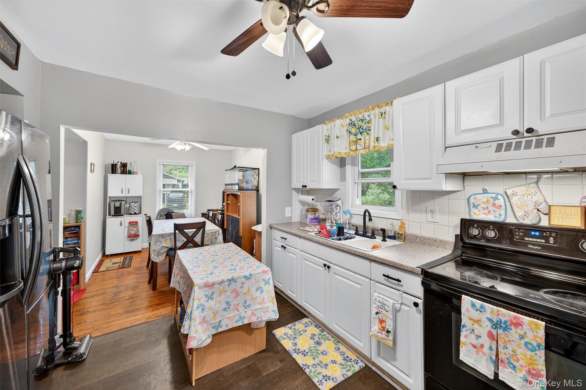 8 First Street, Godeffroy, NY 12729