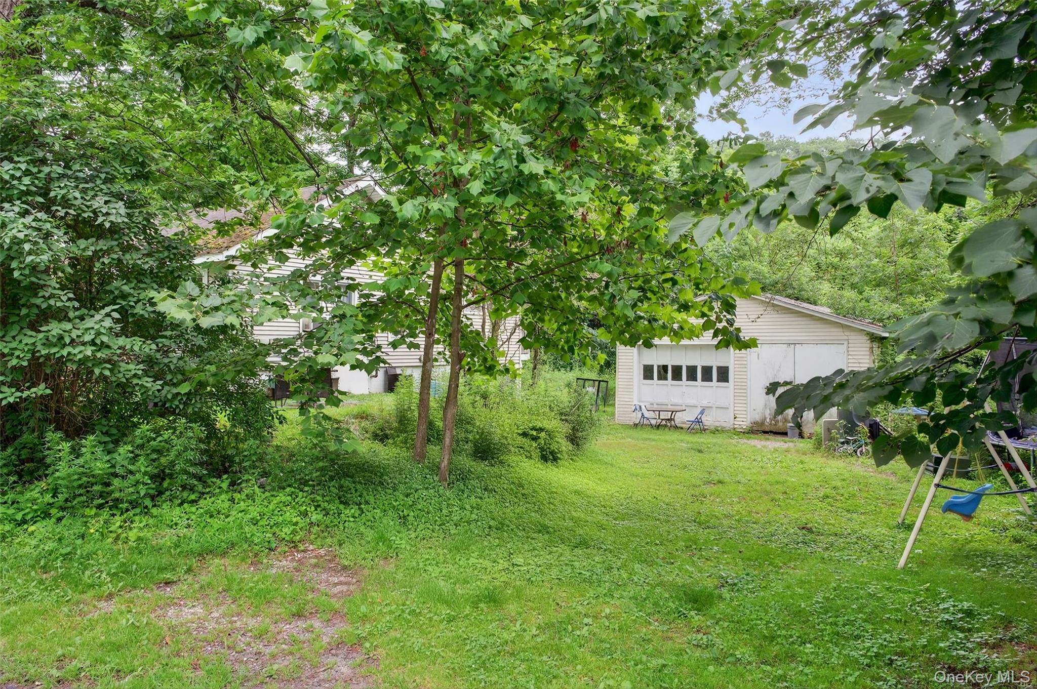 8 First Street, Godeffroy, NY 12729