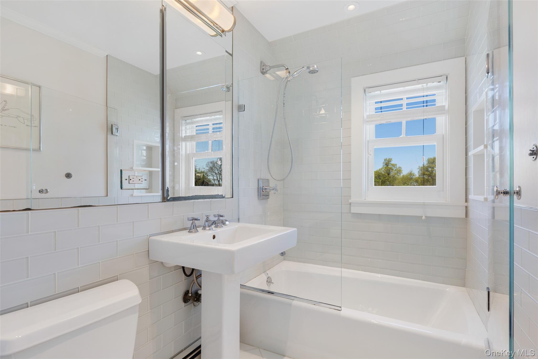 6 Pine Island Road, Rye, NY 10580