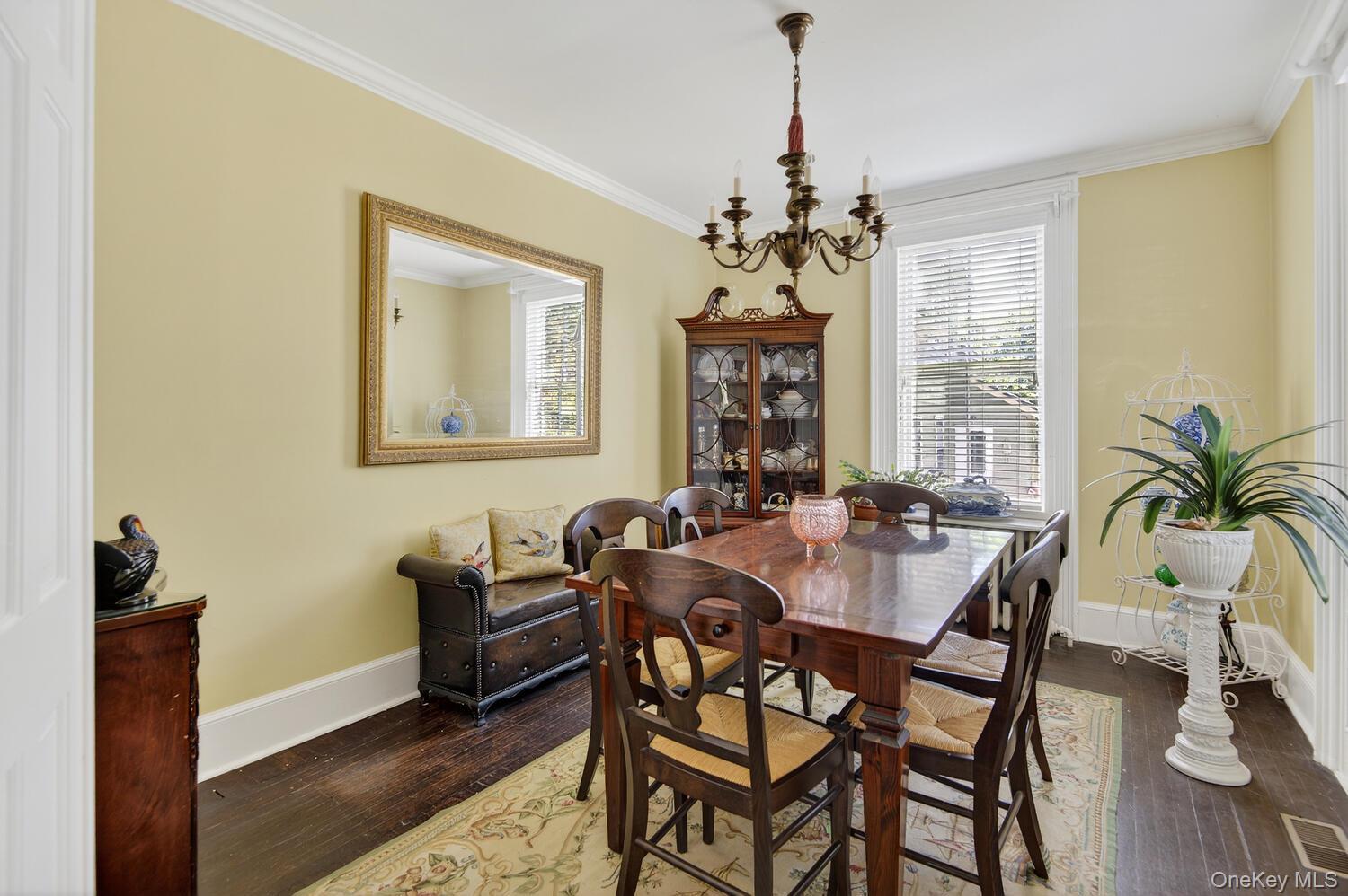 4 Parkview Terrace, Huntington, NY 11743