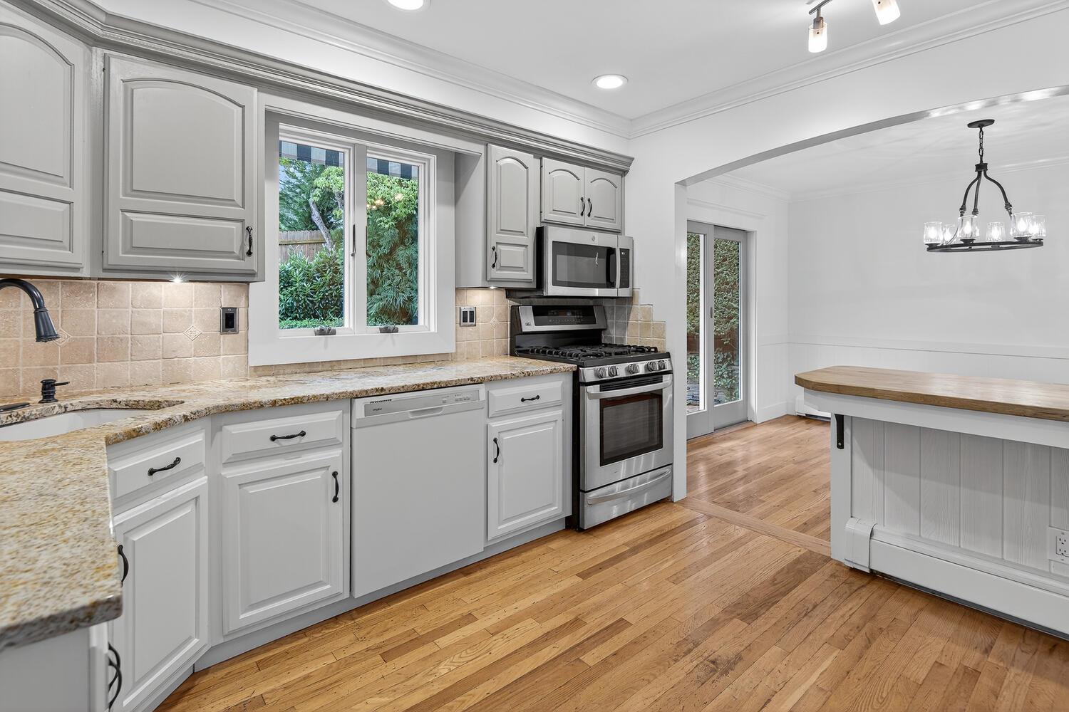 1A Briarwood Drive, Huntington, NY 11743