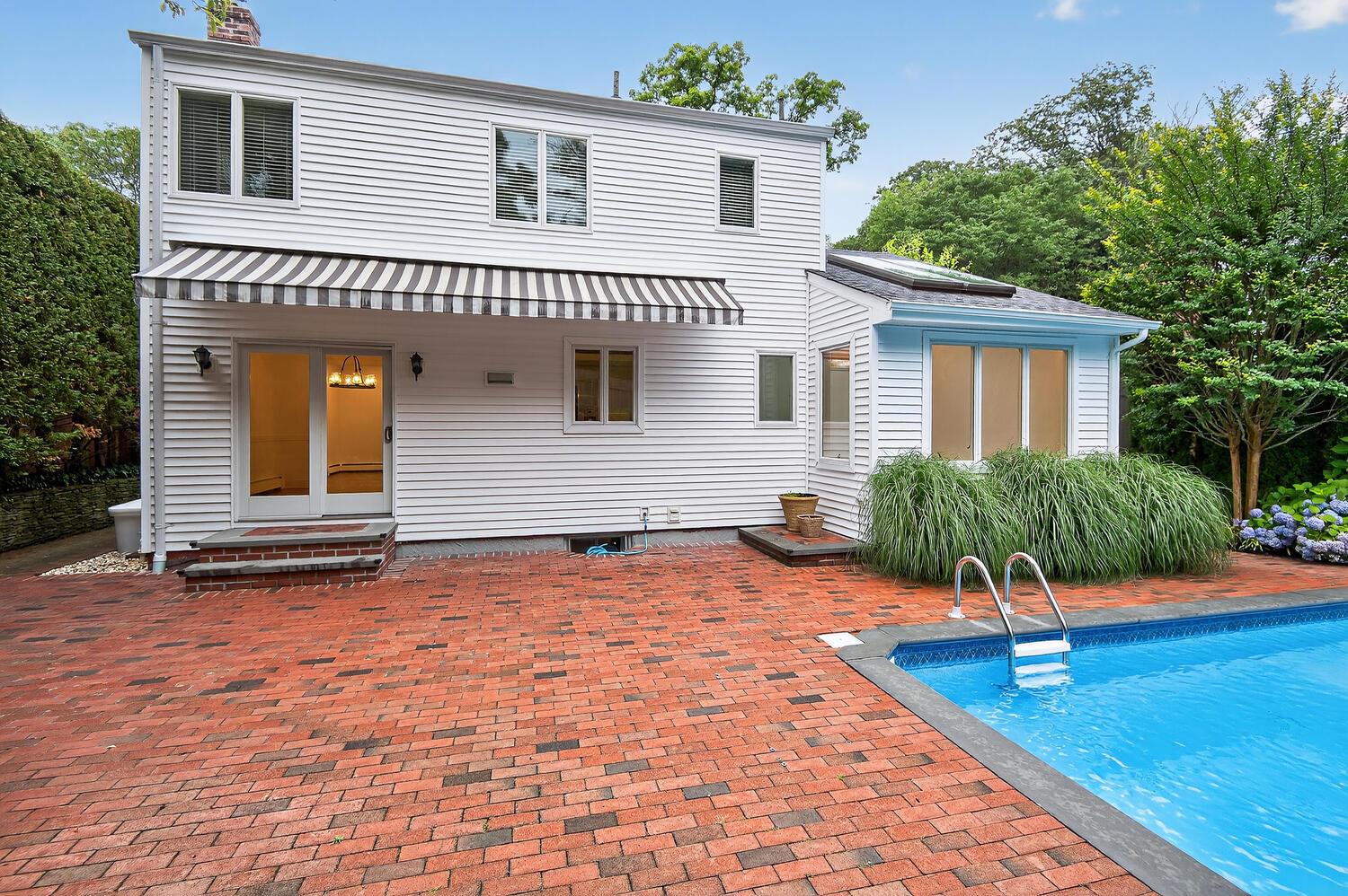 1A Briarwood Drive, Huntington, NY 11743