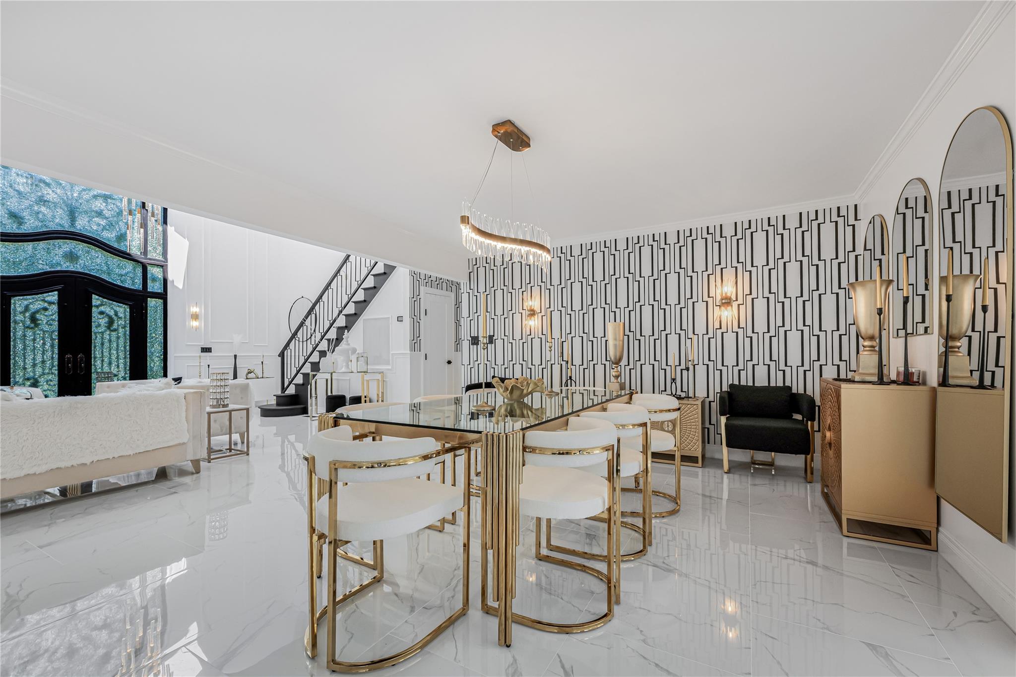 3 Fairview Lane, Glen Cove, NY 11542