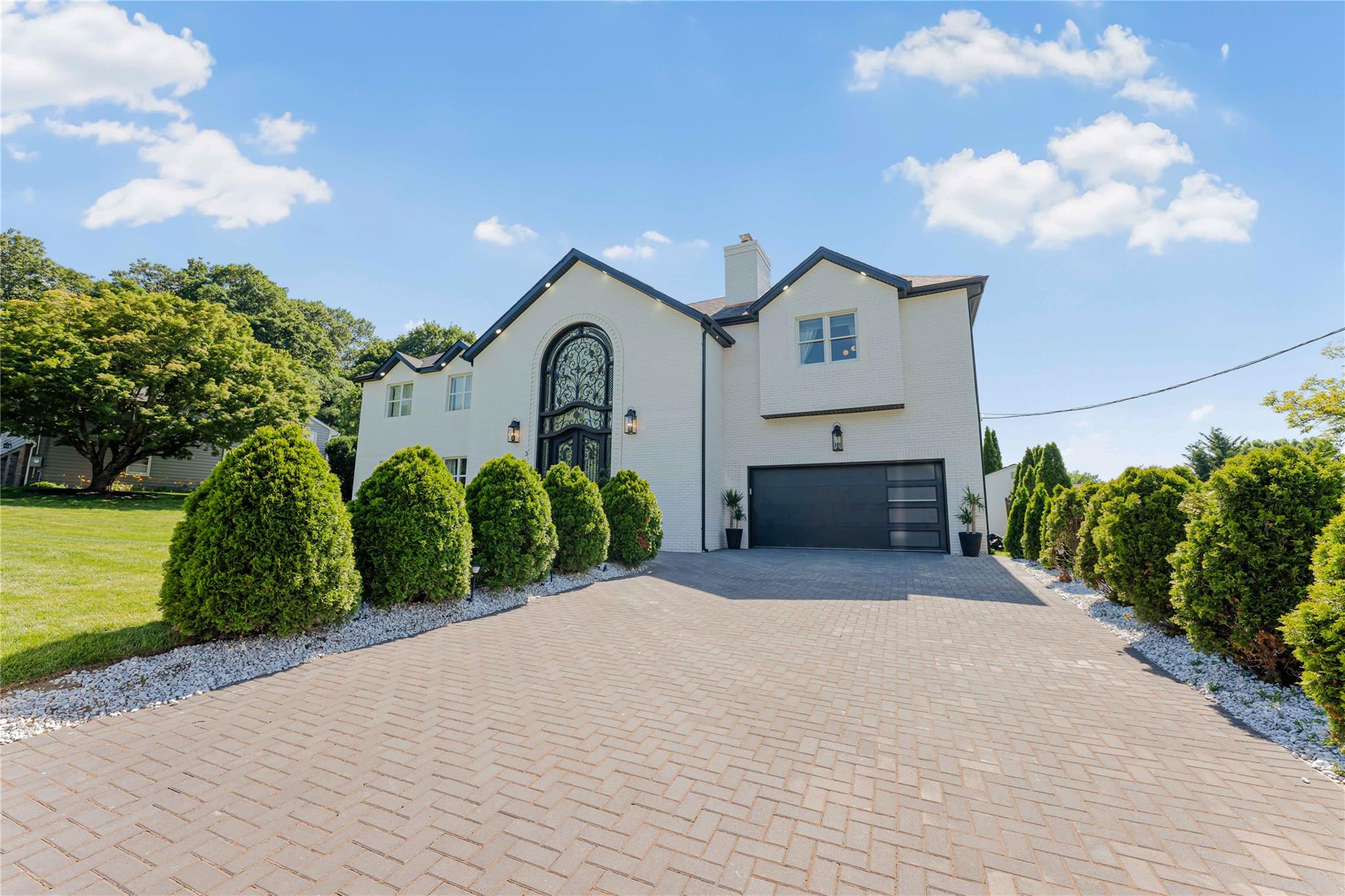 3 Fairview Lane, Glen Cove, NY 11542