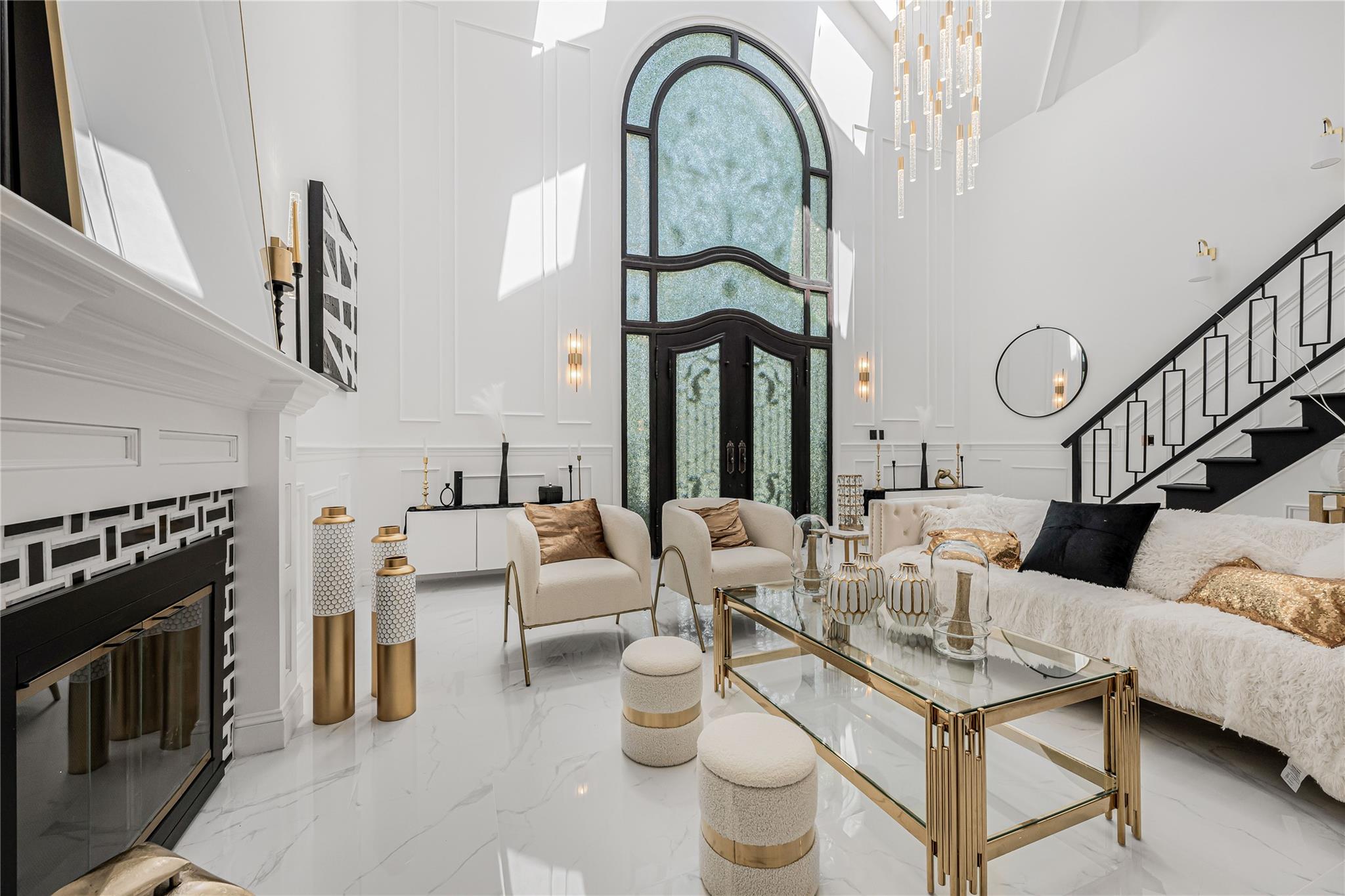 3 Fairview Lane, Glen Cove, NY 11542