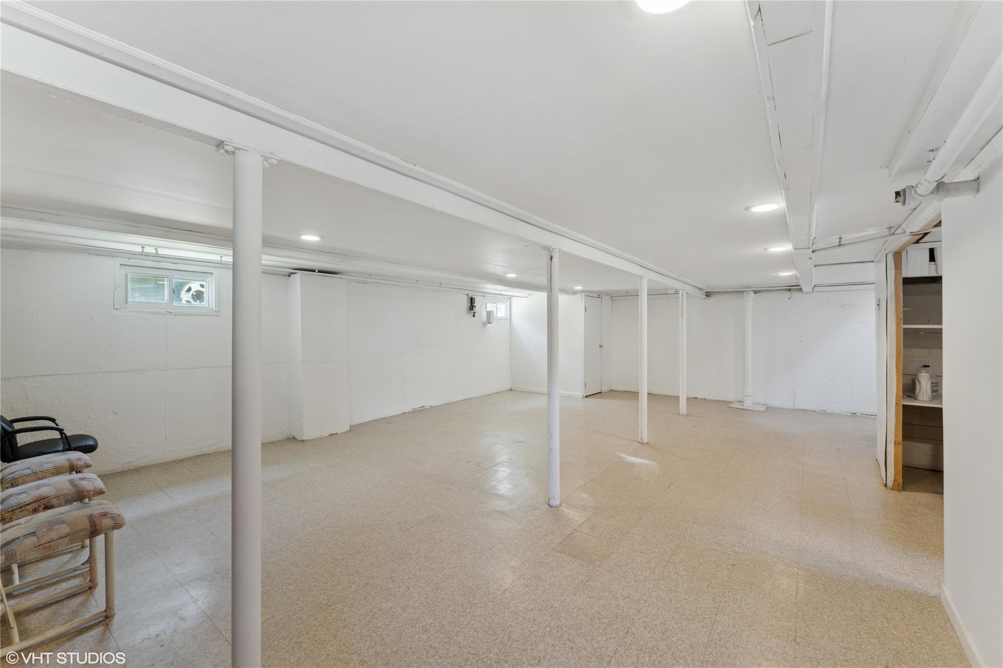 512 Nassau Boulevard, Williston Park, NY 11596