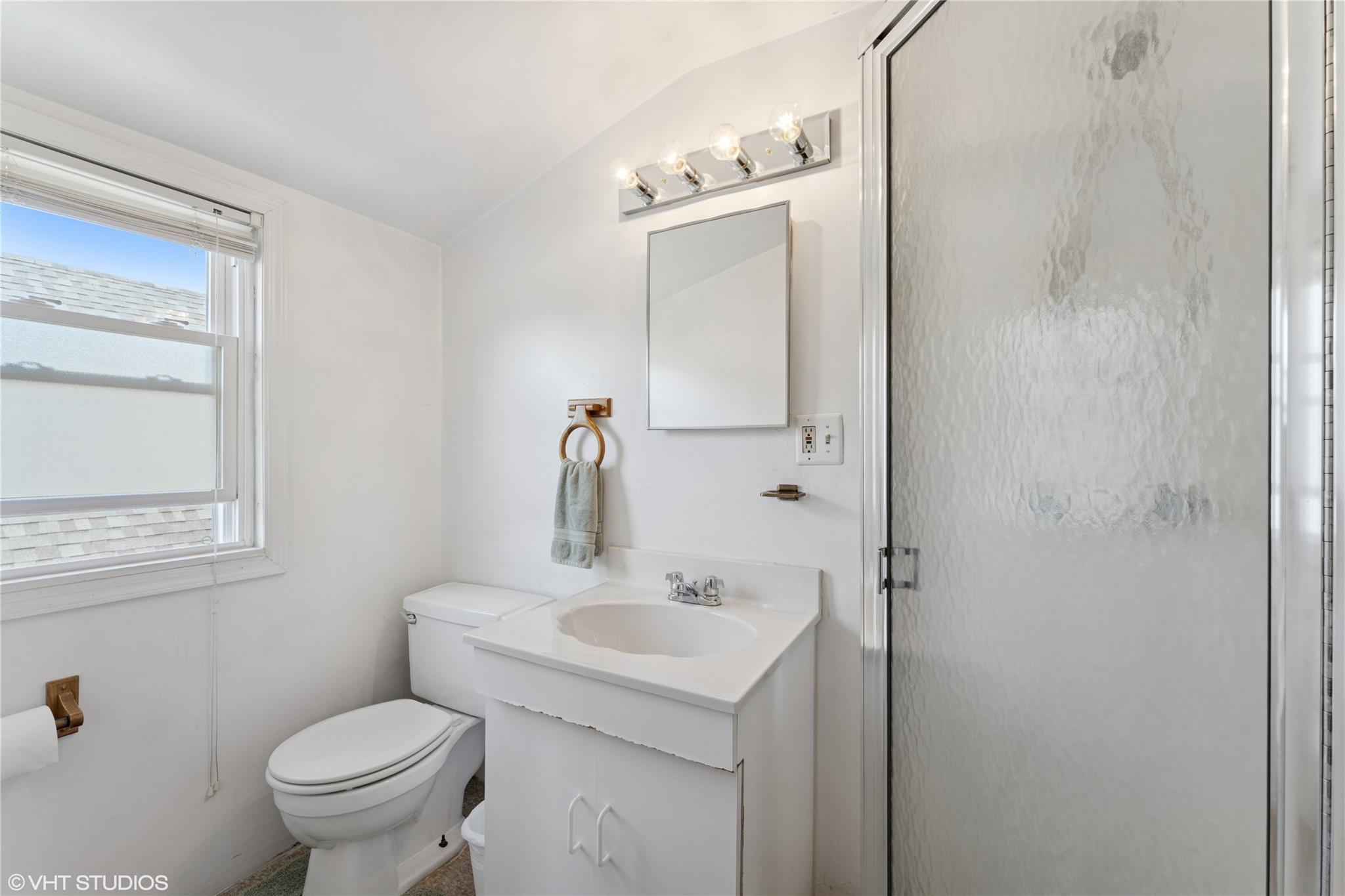 512 Nassau Boulevard, Williston Park, NY 11596