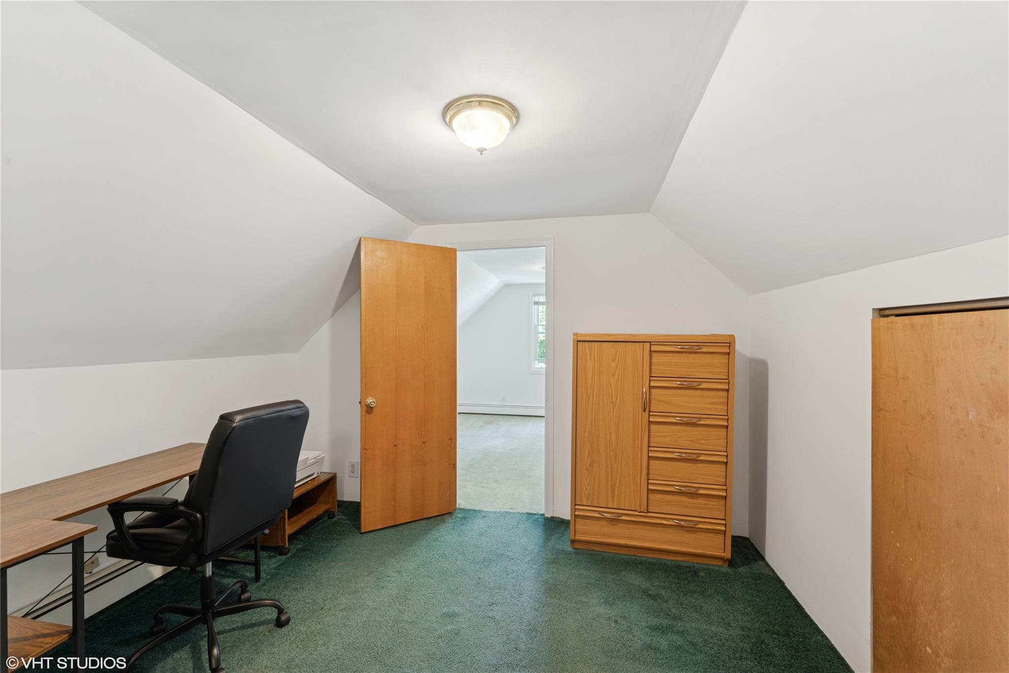 512 Nassau Boulevard, Williston Park, NY 11596