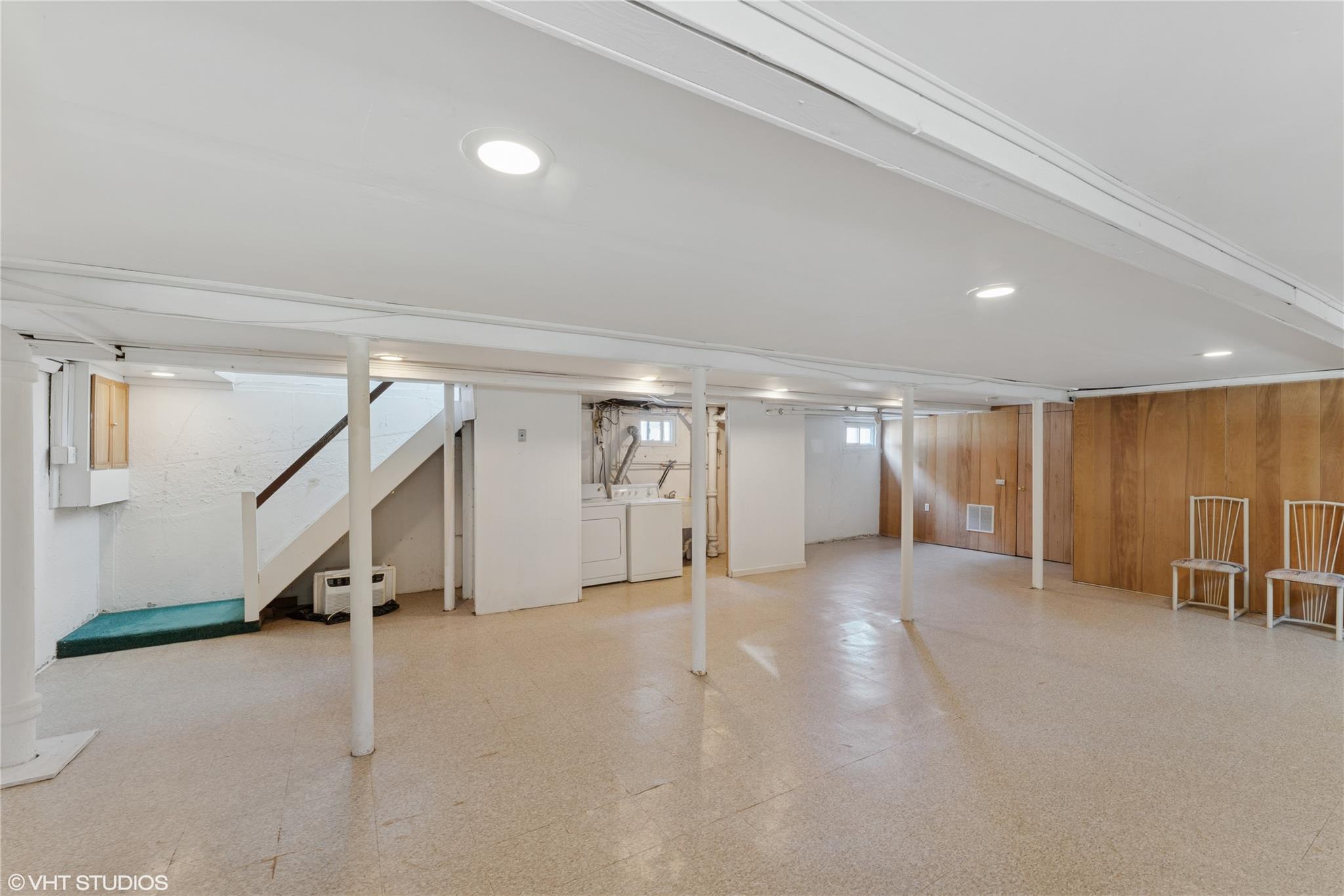 512 Nassau Boulevard, Williston Park, NY 11596