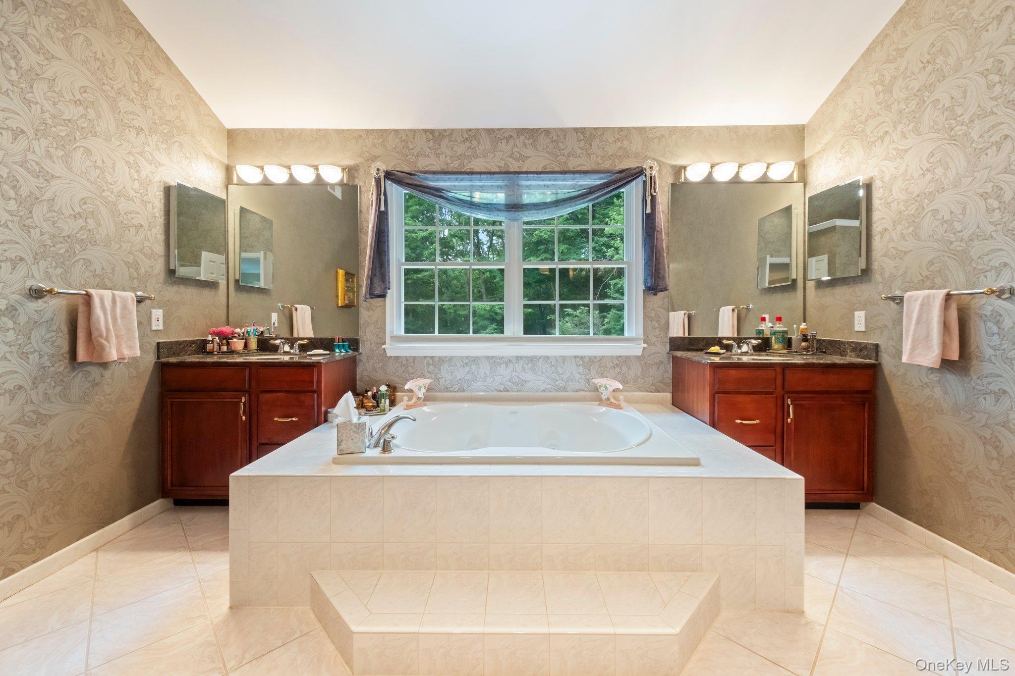 3 Hyatt Lane, Somers, NY 10589