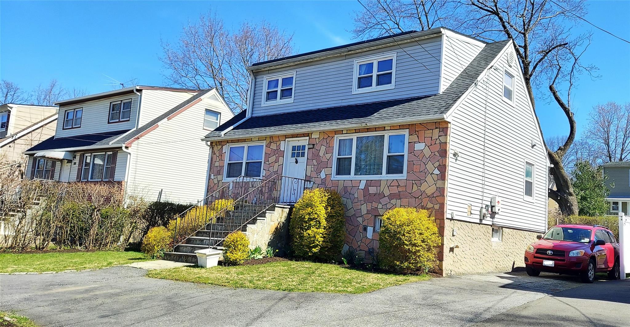 112 Cabot Avenue, Elmsford, NY 10523