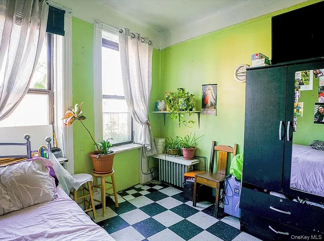 668 Broadway # 11, Brooklyn, NY 11206