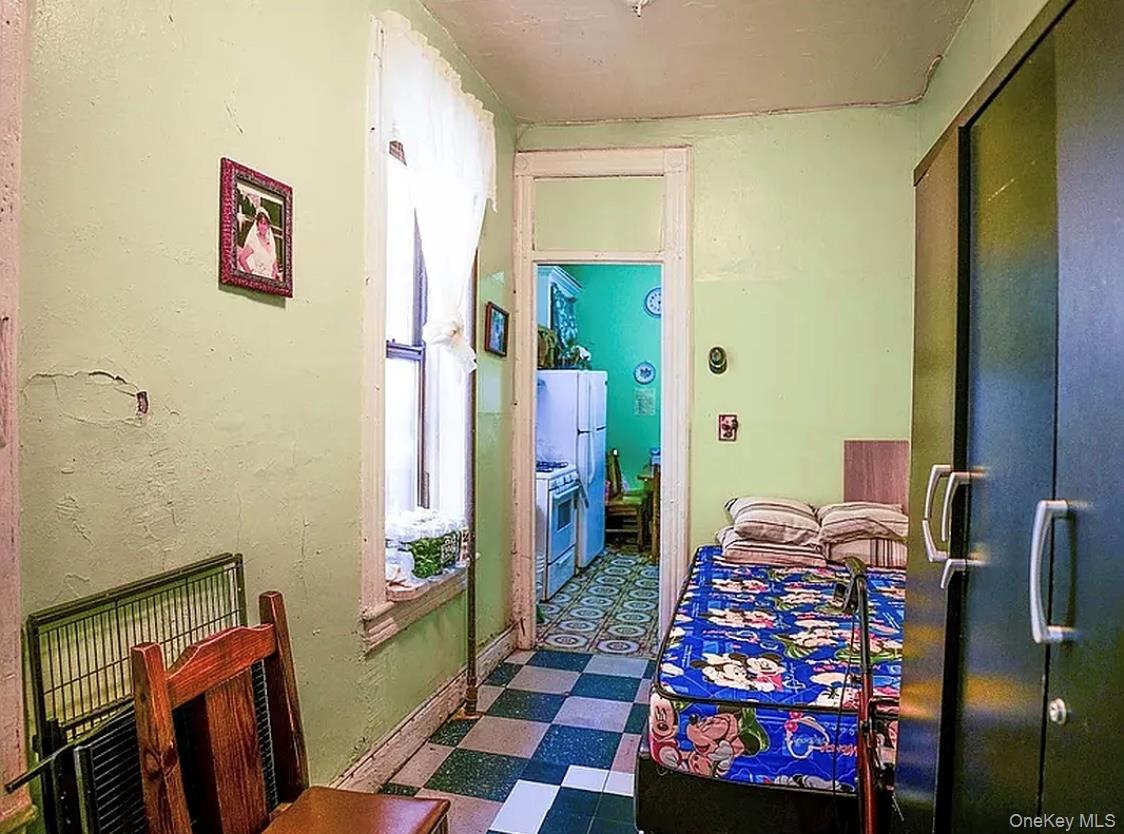 668 Broadway # 11, Brooklyn, NY 11206