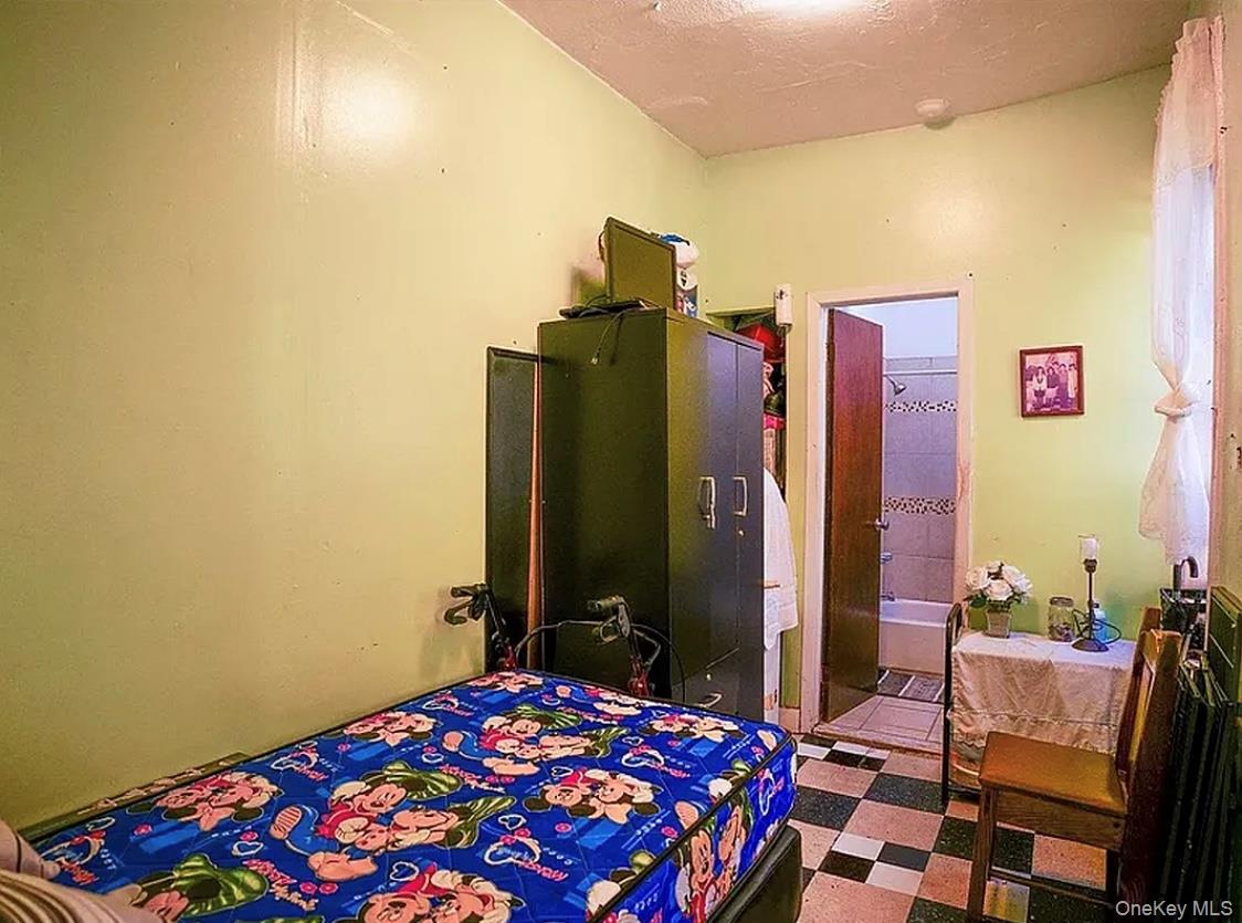 668 Broadway # 11, Brooklyn, NY 11206