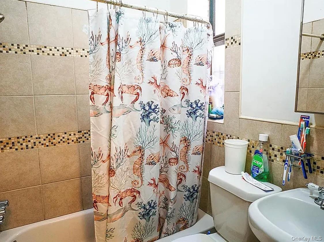 668 Broadway # 11, Brooklyn, NY 11206