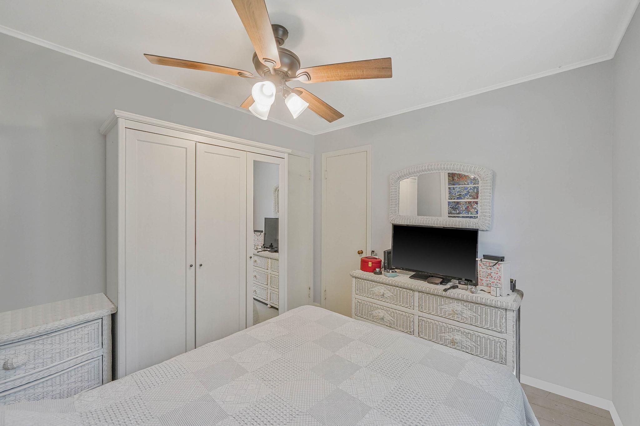 15 Youngs Avenue, Mattituck, NY 11952