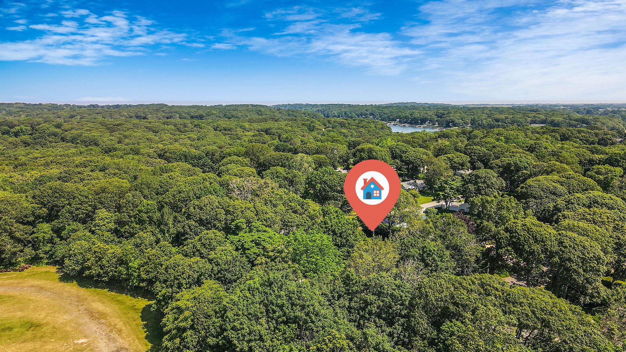 15 Youngs Avenue, Mattituck, NY 11952