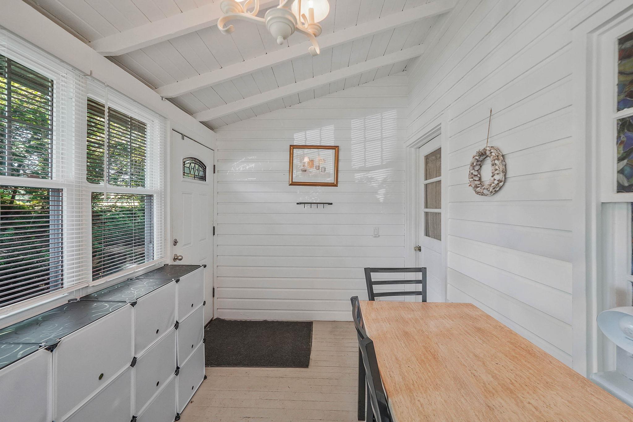 15 Youngs Avenue, Mattituck, NY 11952