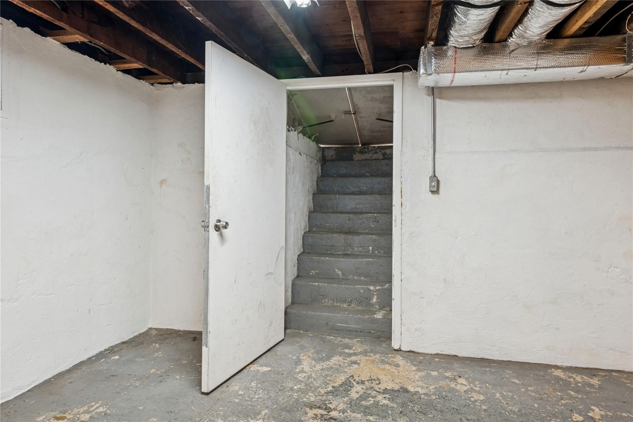 401 Ocean Avenue, Malverne, NY 11565