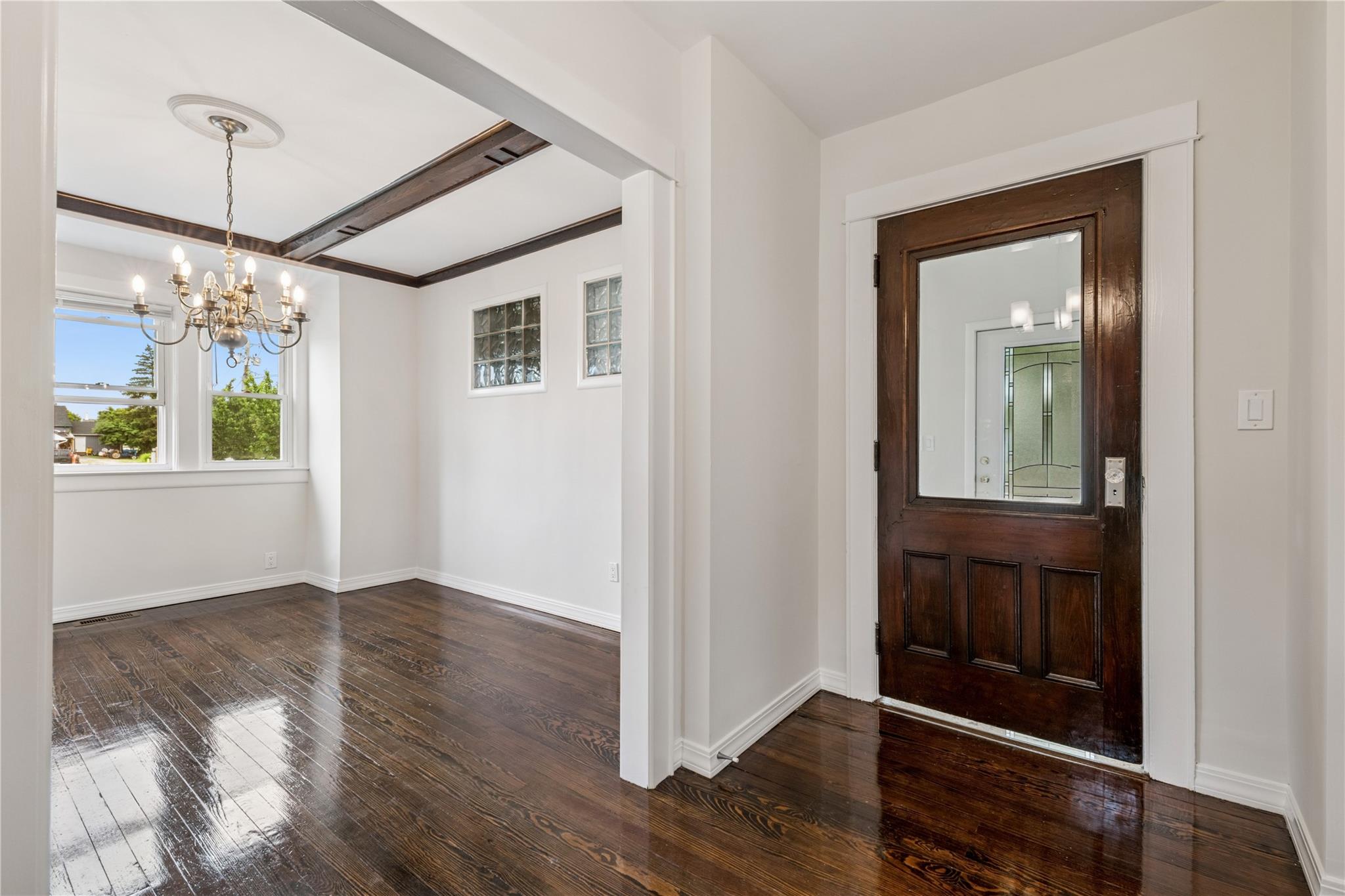 401 Ocean Avenue, Malverne, NY 11565