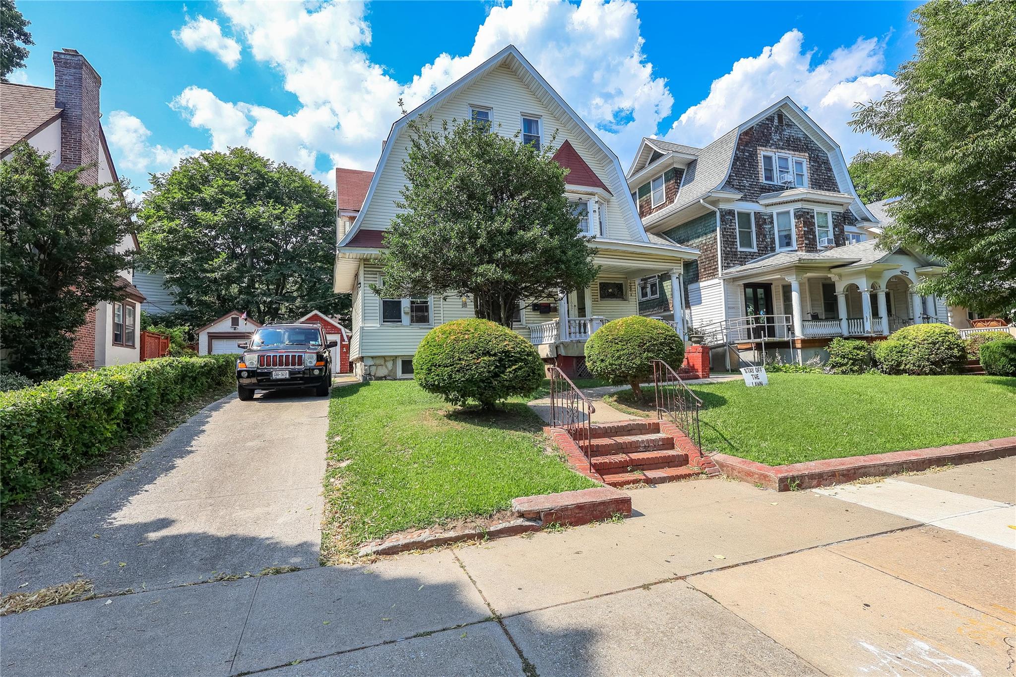 110-97 85th Avenue, Richmond Hill, NY 11418