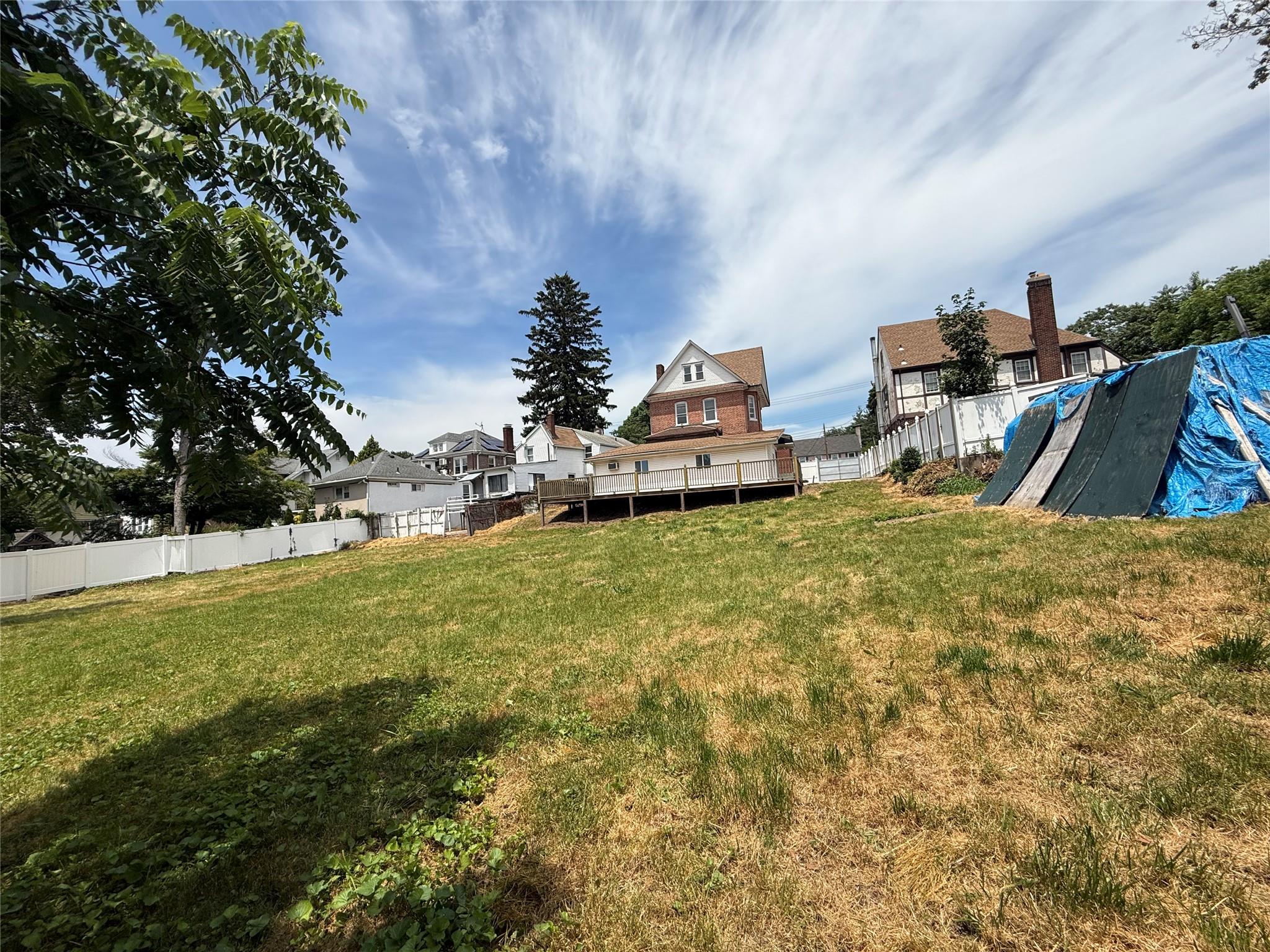 147-08/146-70 Bayside Avenue, Flushing, NY 11354