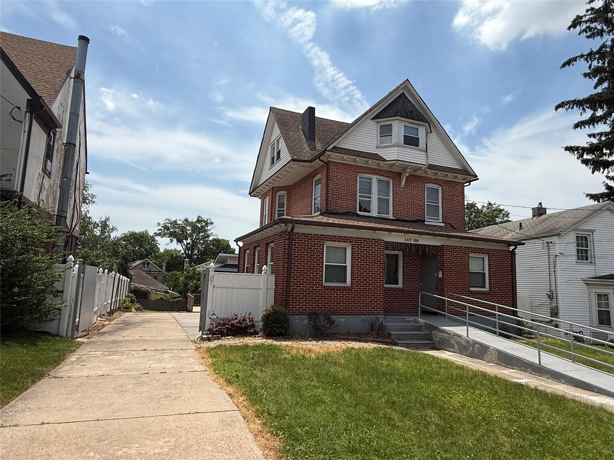 147-08/146-70 Bayside Avenue, Flushing, NY 11354