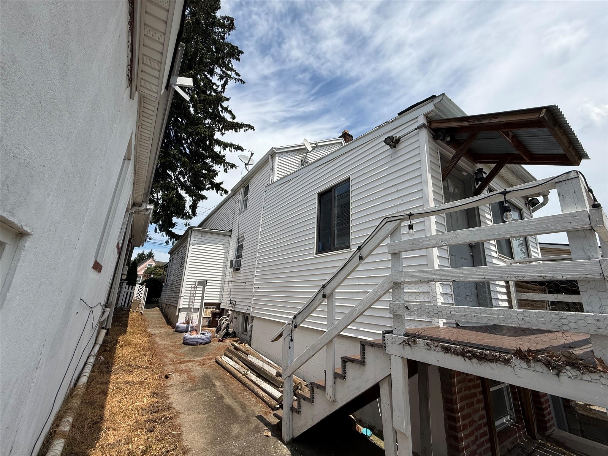 147-08/146-70 Bayside Avenue, Flushing, NY 11354