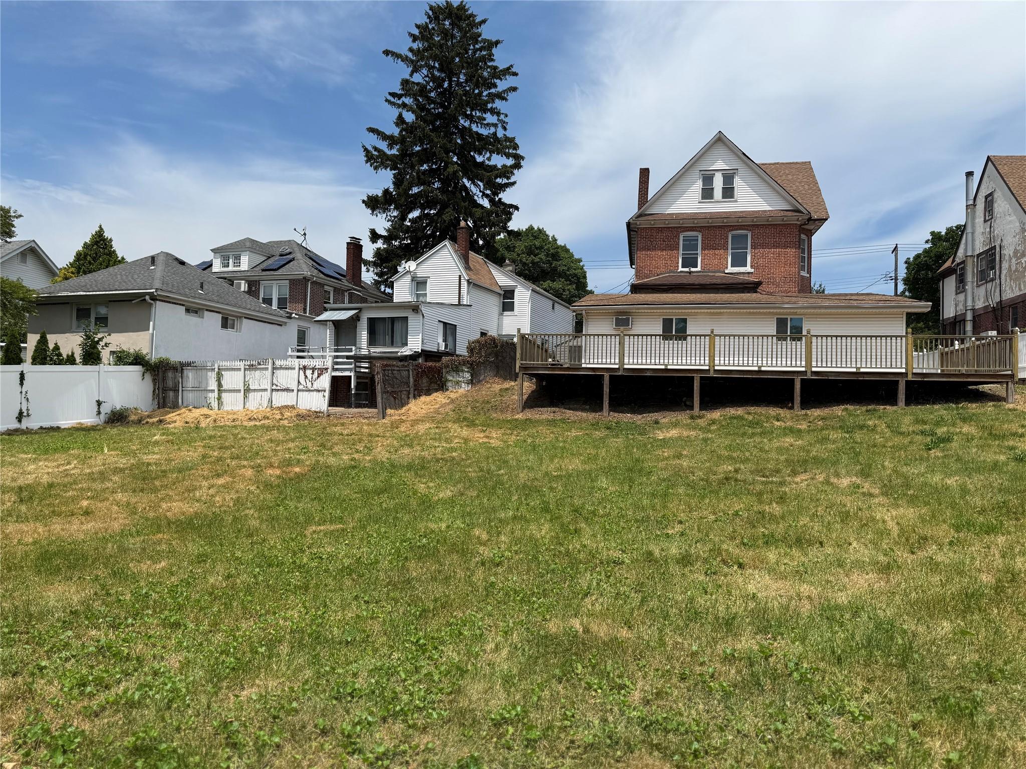 147-08/146-70 Bayside Avenue, Flushing, NY 11354