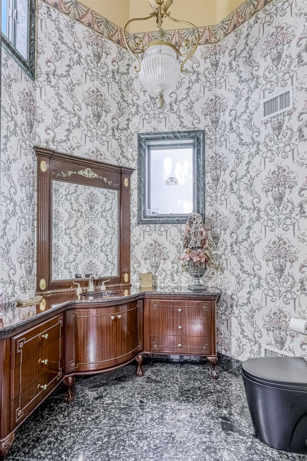 7 Bartlett Road, Monsey, NY 10952