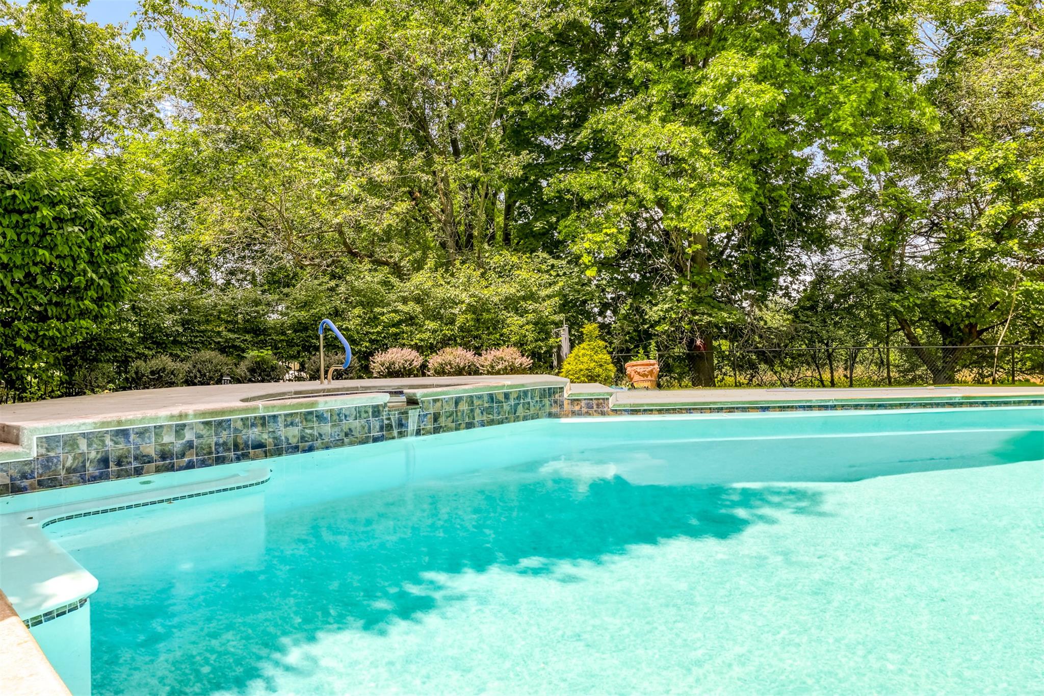 7 Bartlett Road, Monsey, NY 10952