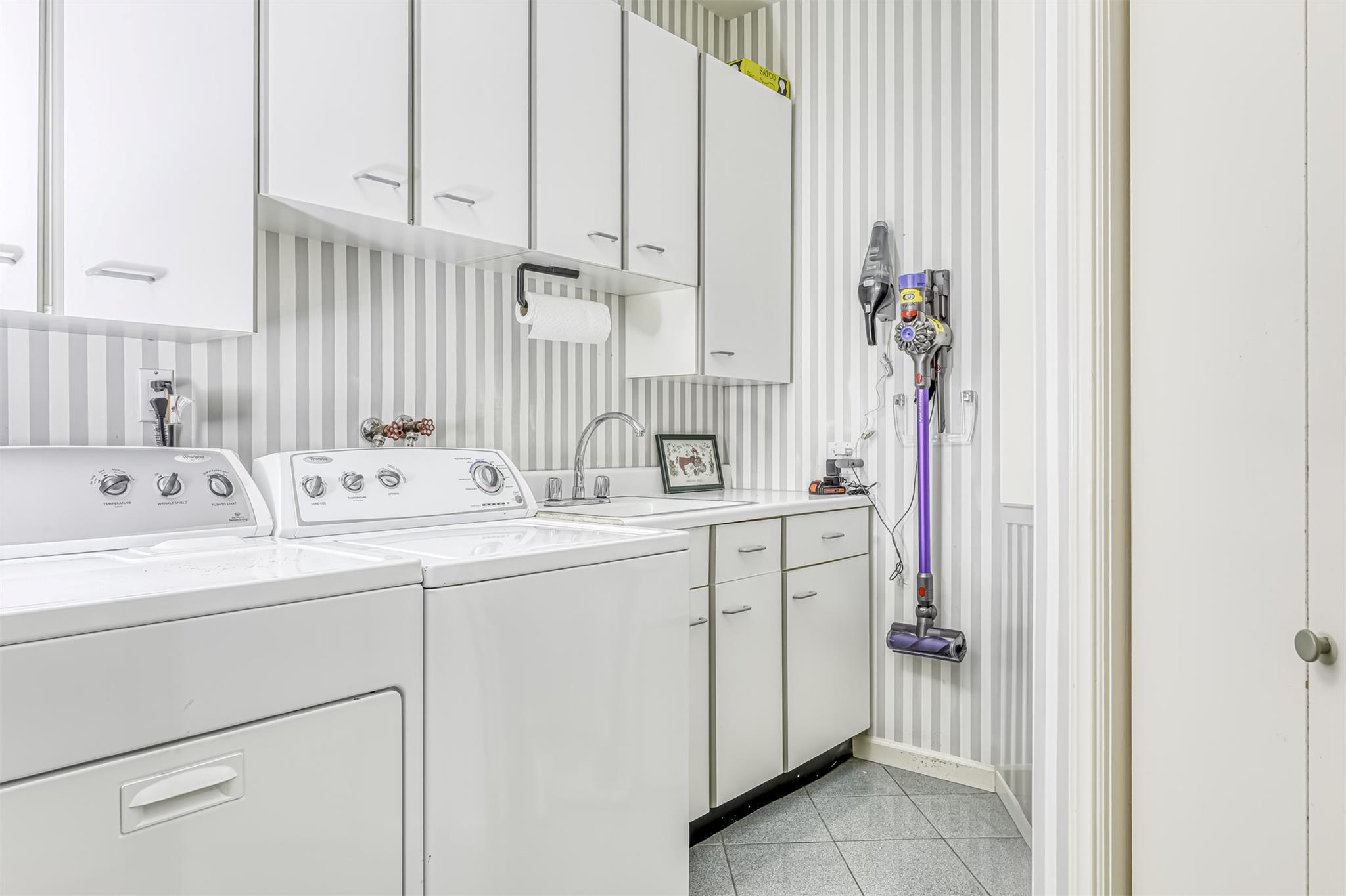 7 Bartlett Road, Monsey, NY 10952